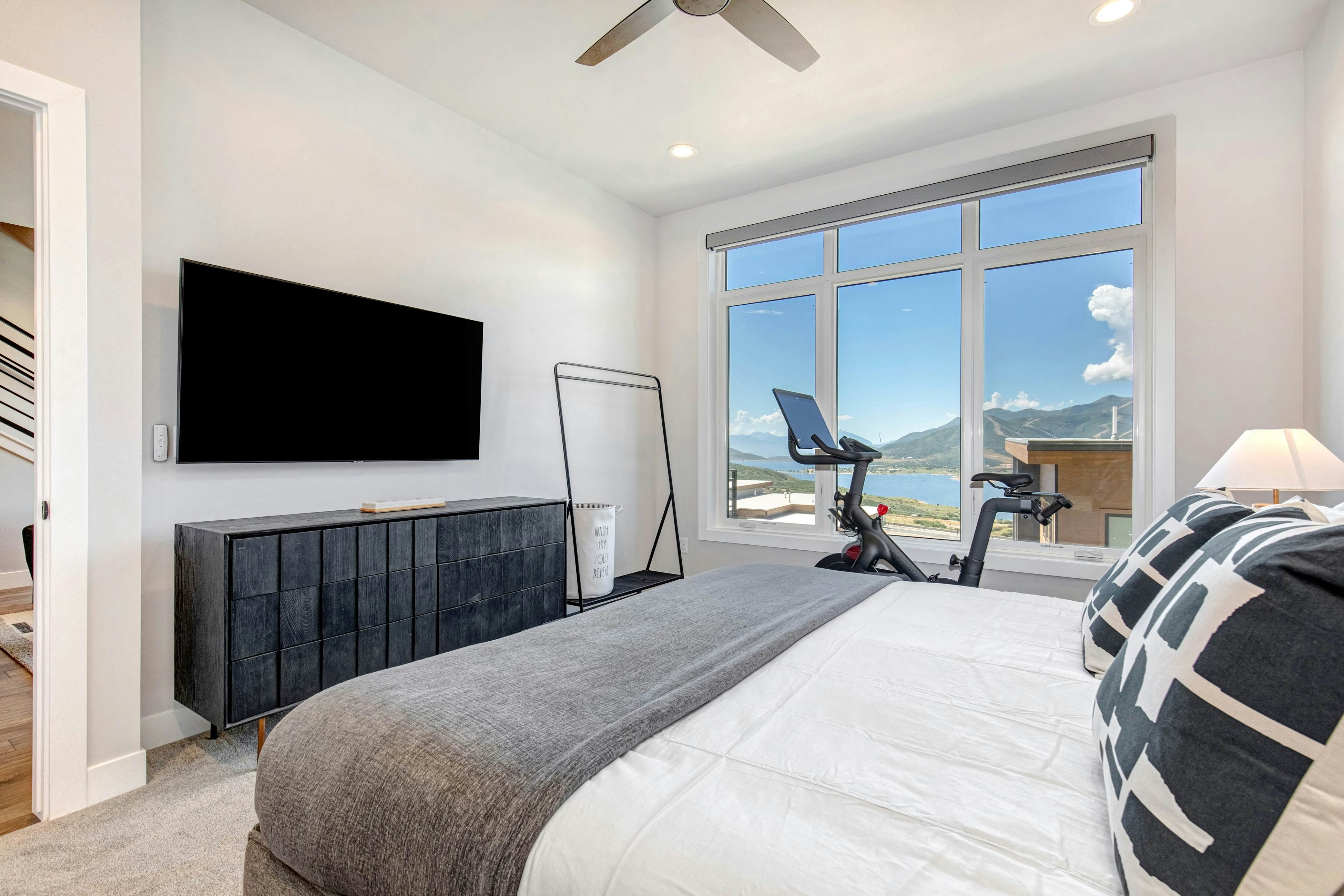 On Top of the Mountains - Full Townhome