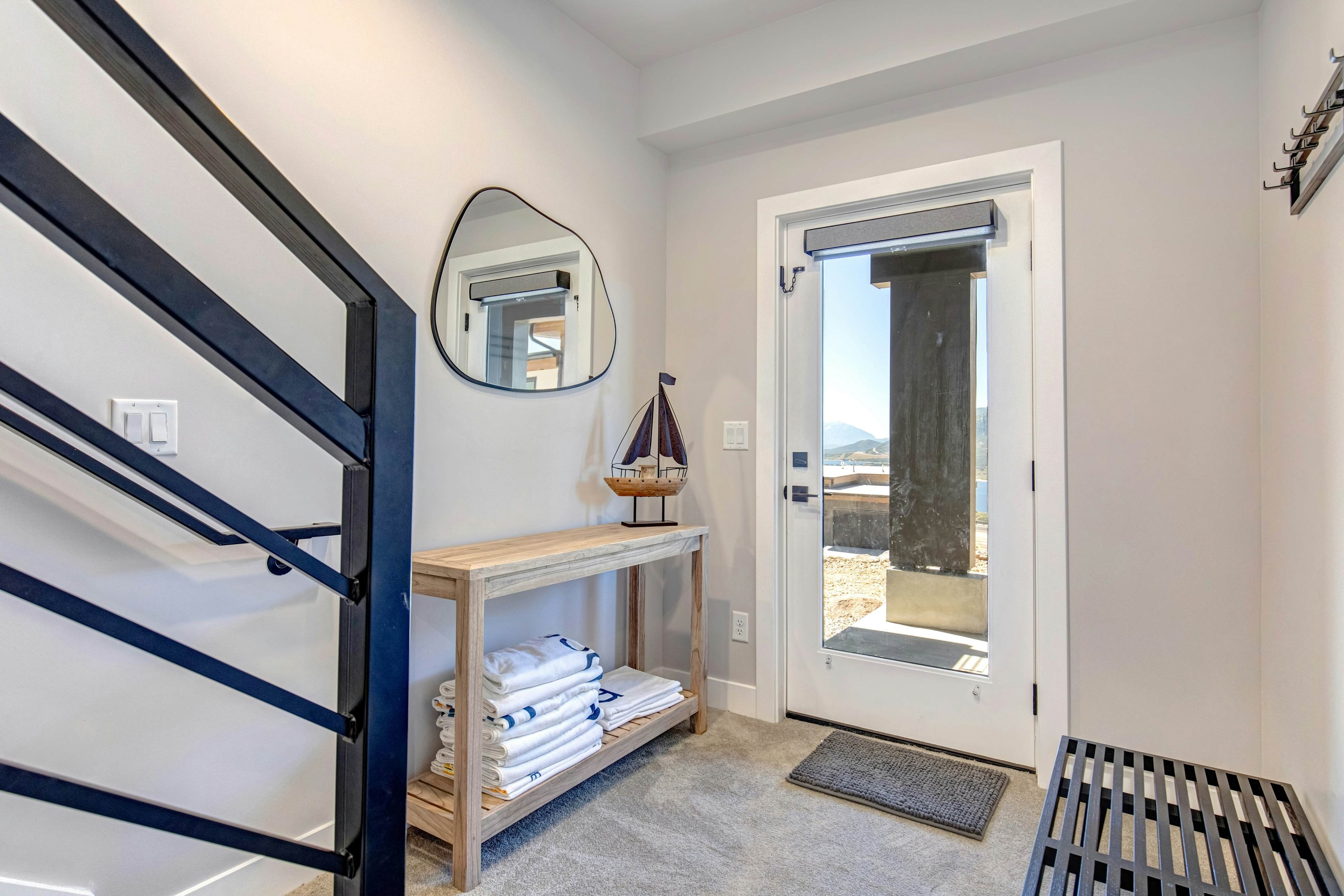 On Top of the Mountains - Full Townhome