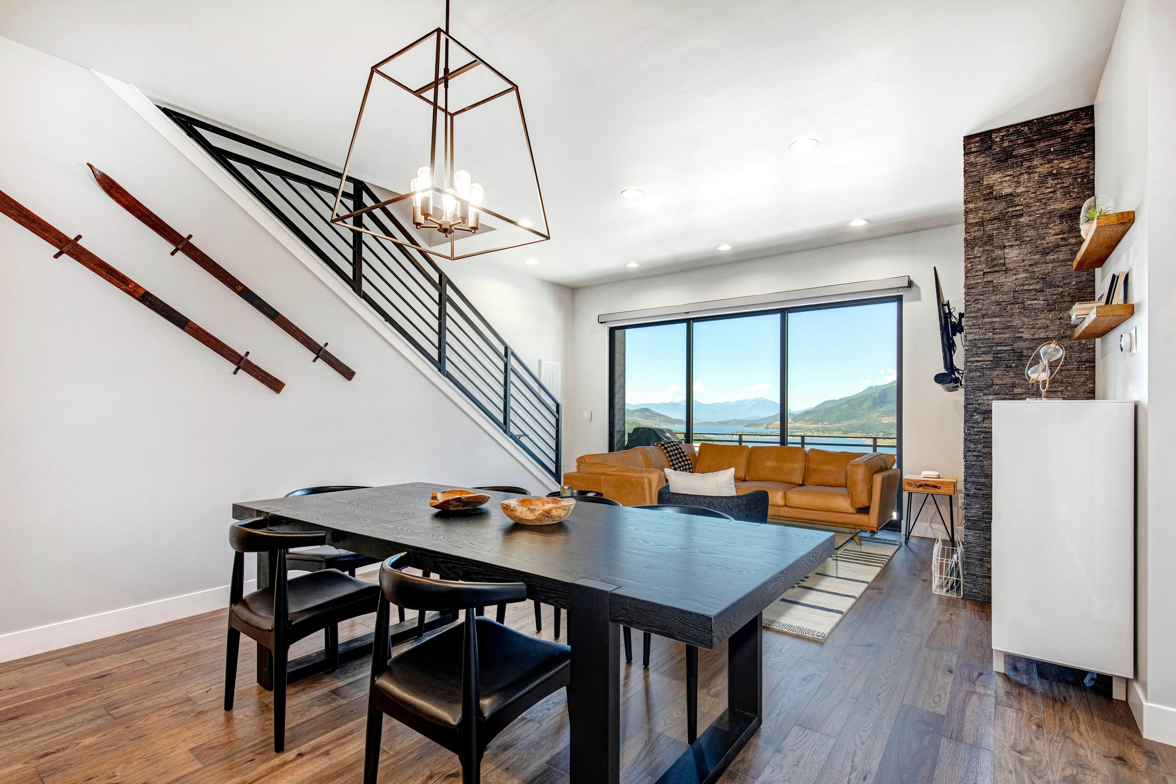 On Top of the Mountains - Full Townhome