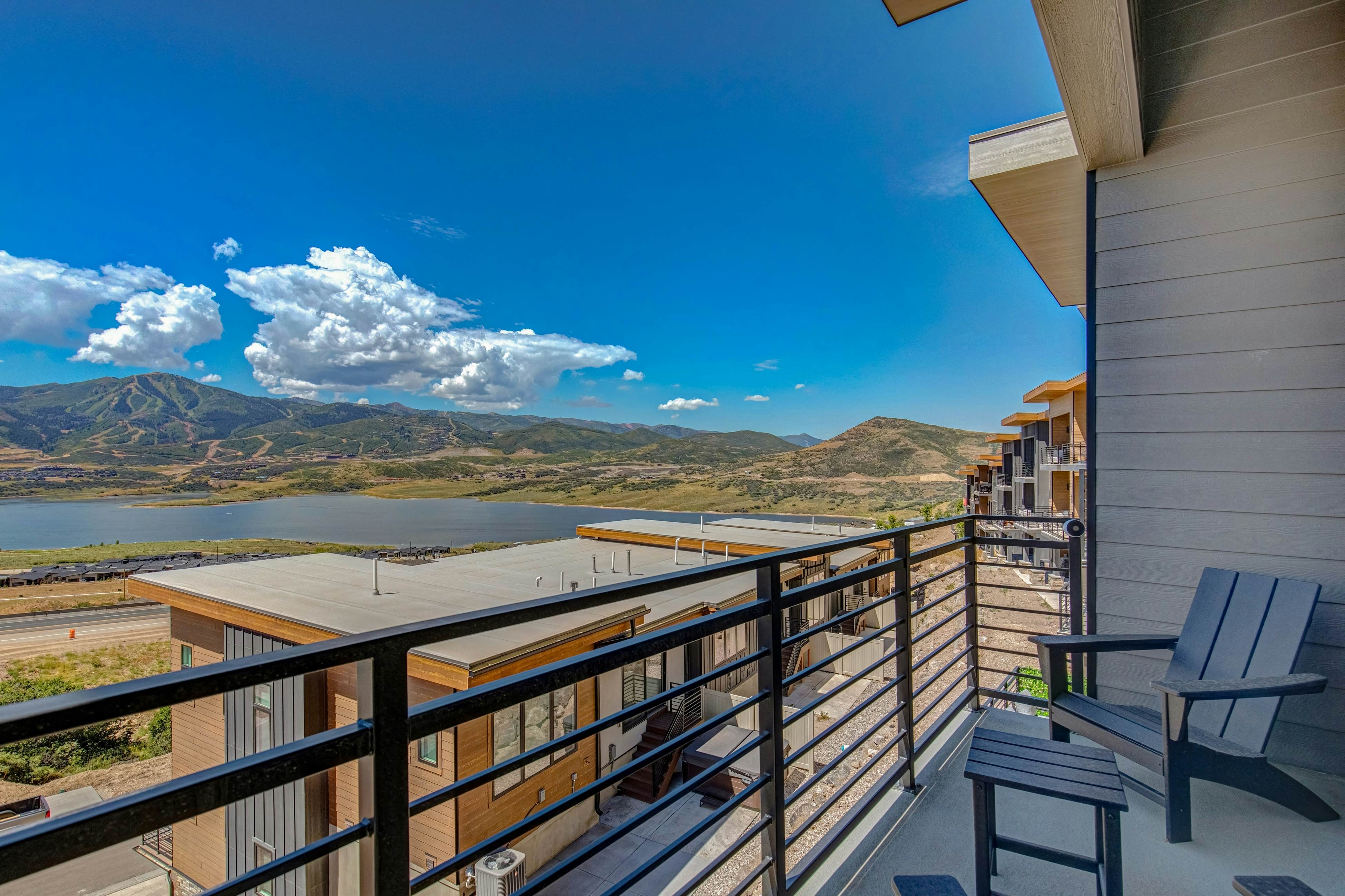 On Top of the Mountains - Full Townhome
