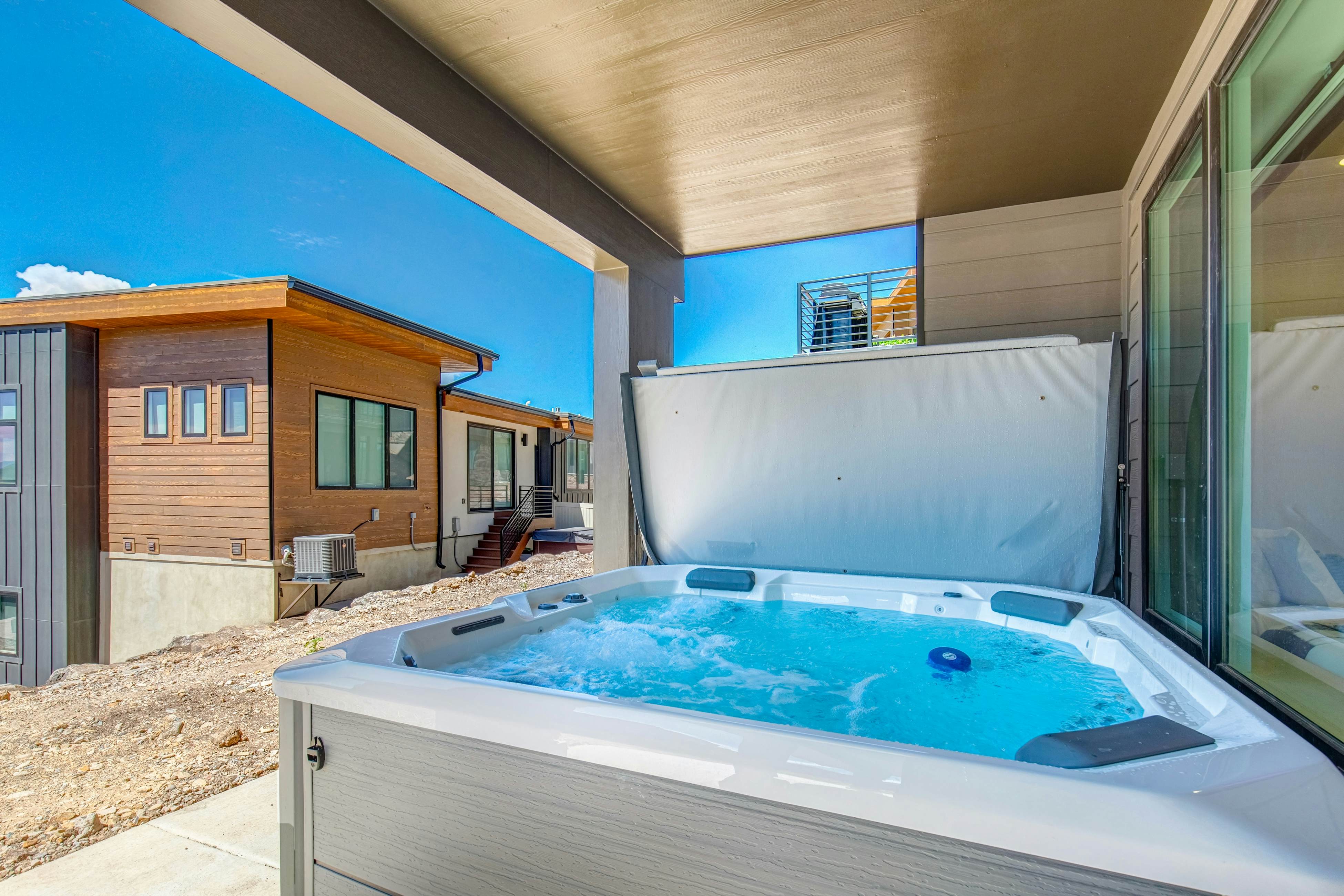 On Top of the Mountains - Full Townhome