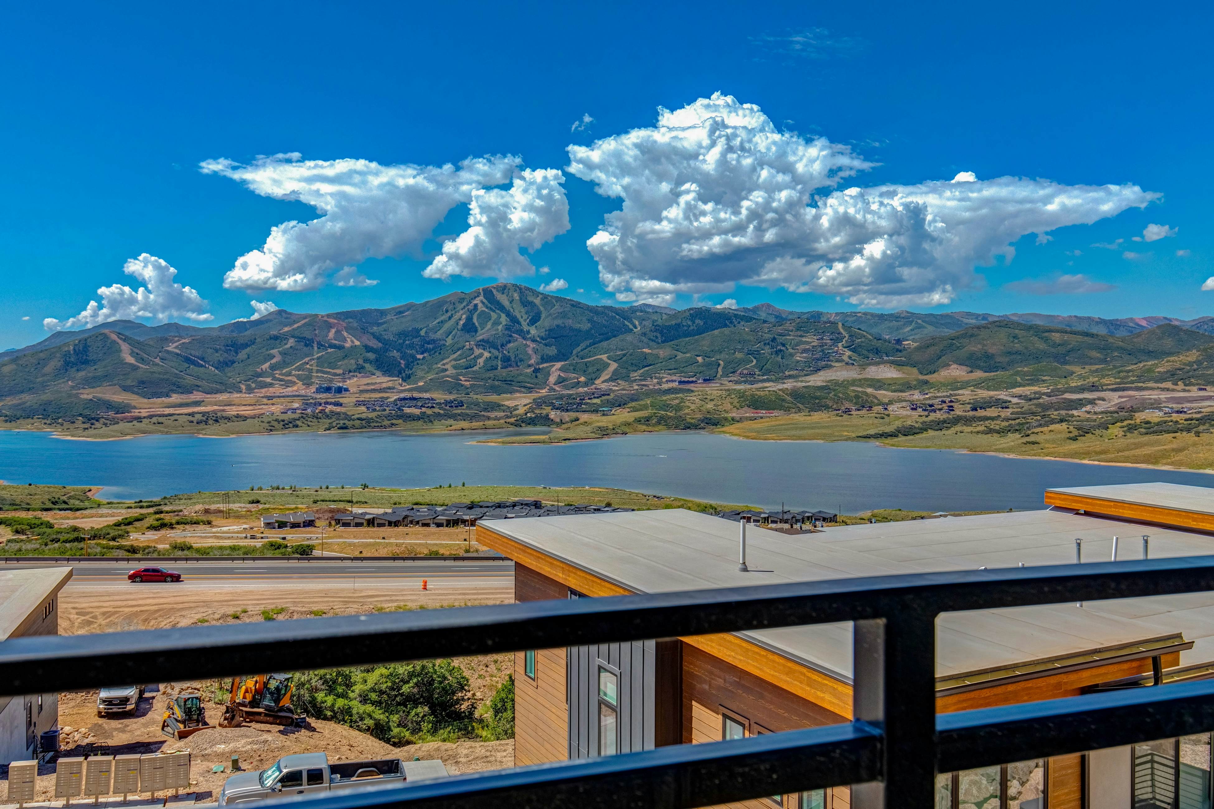 On Top of the Mountains - Full Townhome