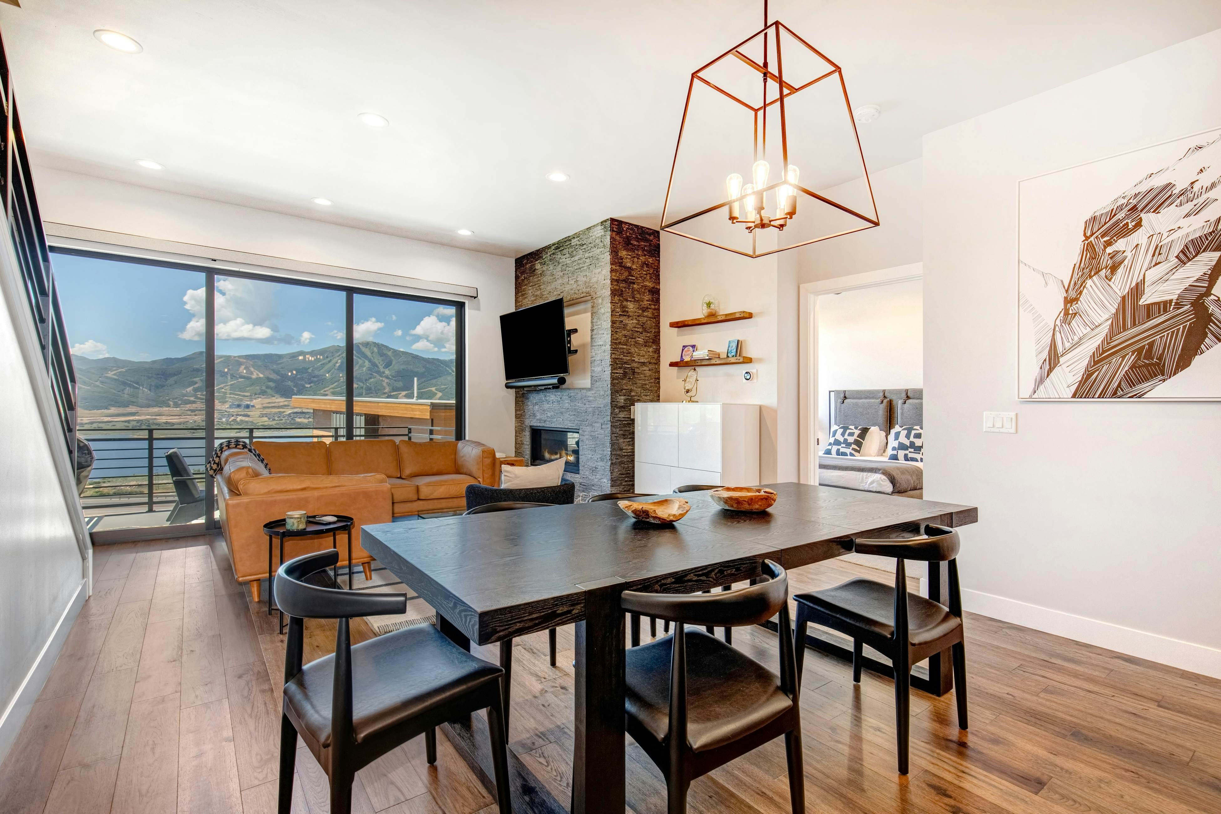 On Top of the Mountains - Full Townhome