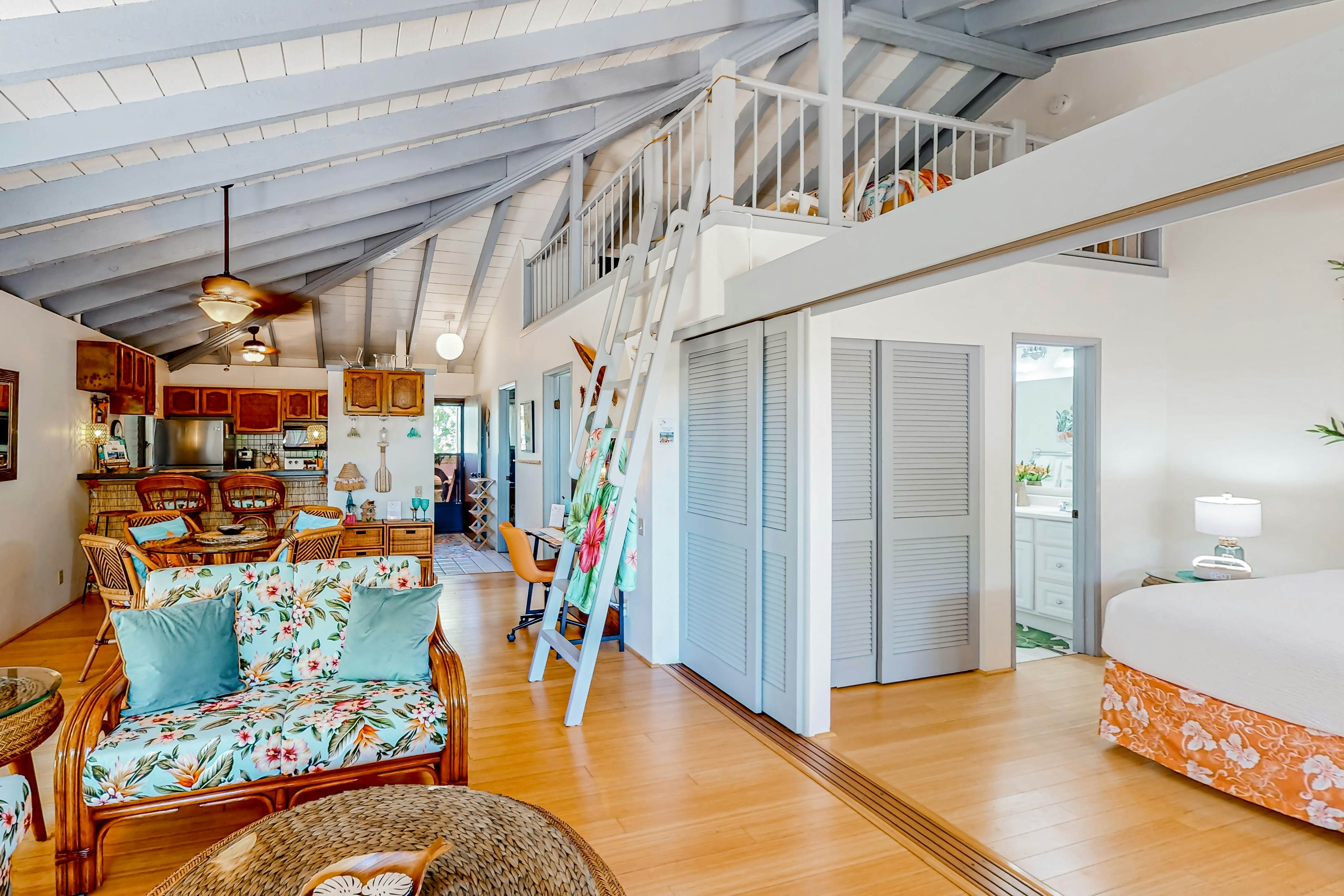 Plumeria Breeze at Ke Nani Kai #201