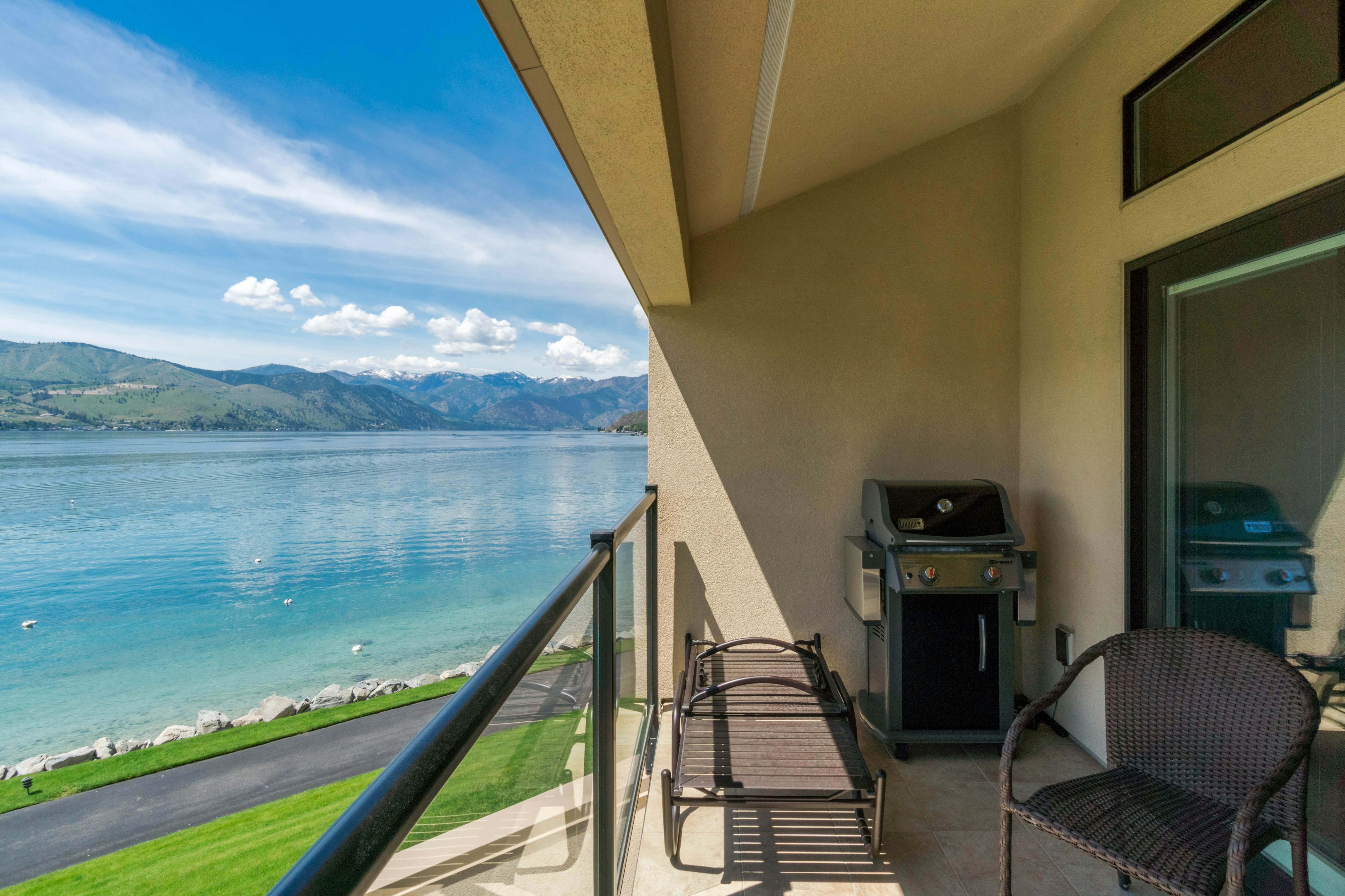 Lake Chelan Shores Sunset Condo (134) 1 BD Chelan, WA Vacation