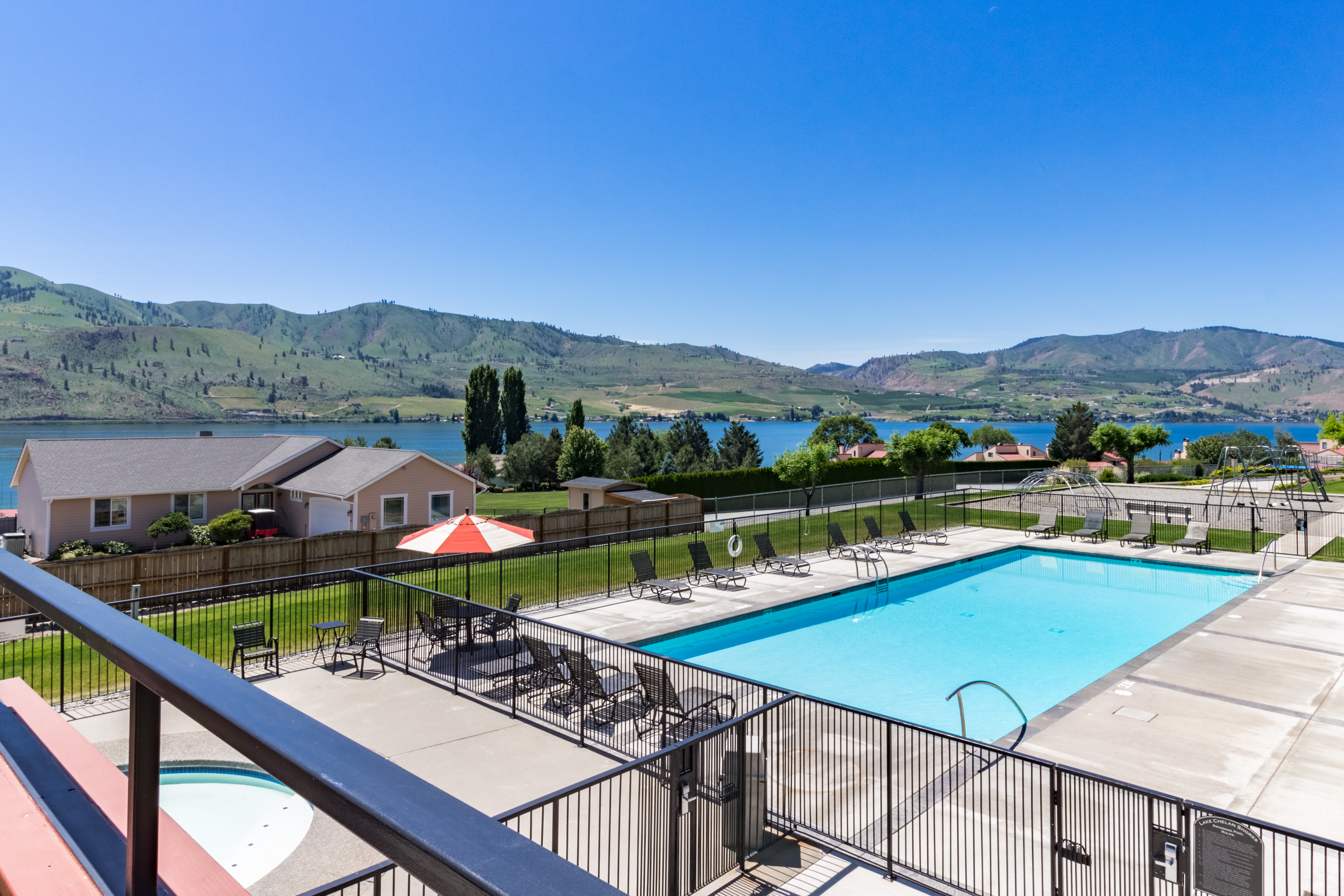 Lake Chelan Shores: Sunset Condo (#13-4) | 1 BD Chelan, WA Vacation ...