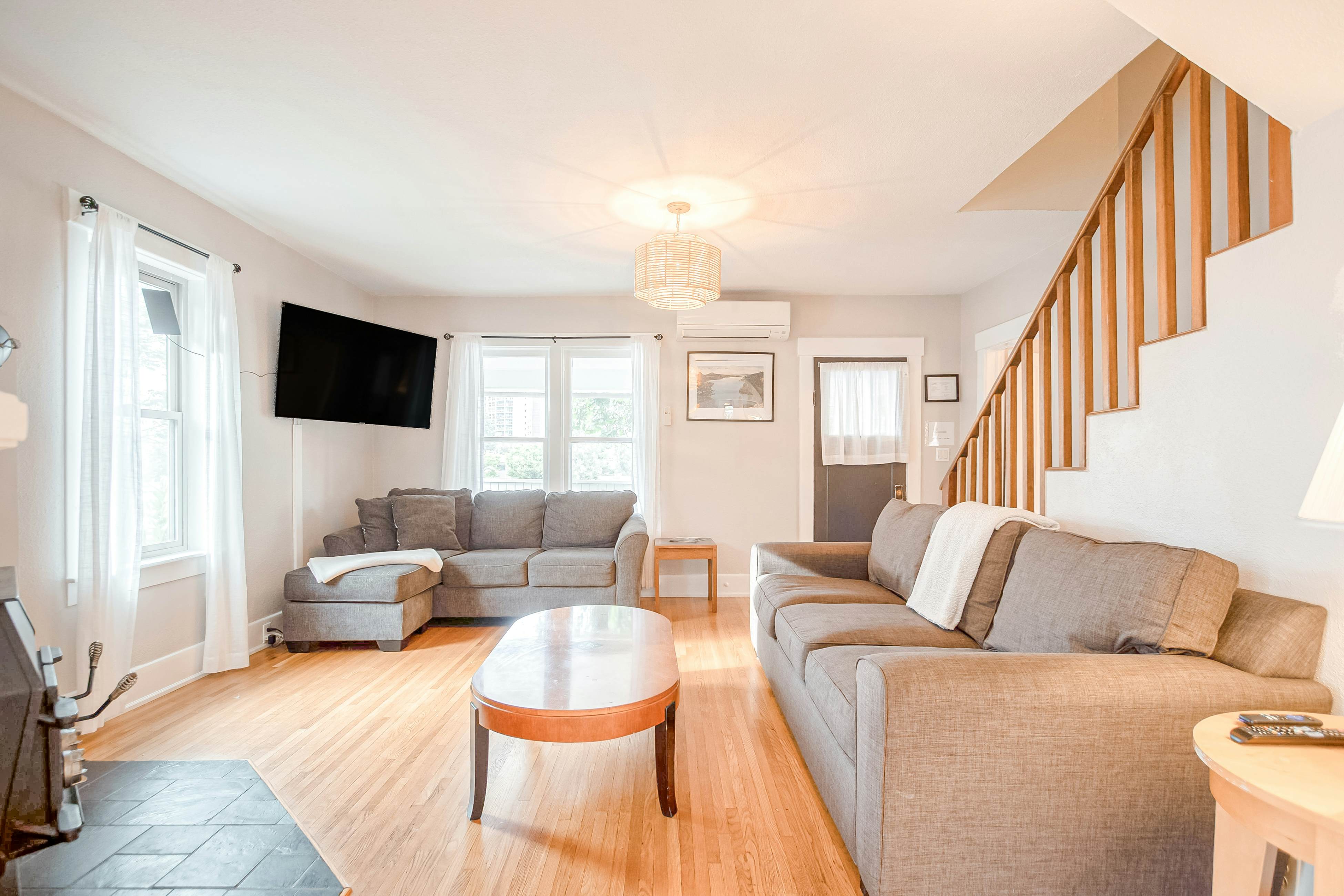 Coeur d'Alene Vacation Rentals, Lake House Rentals Vacasa