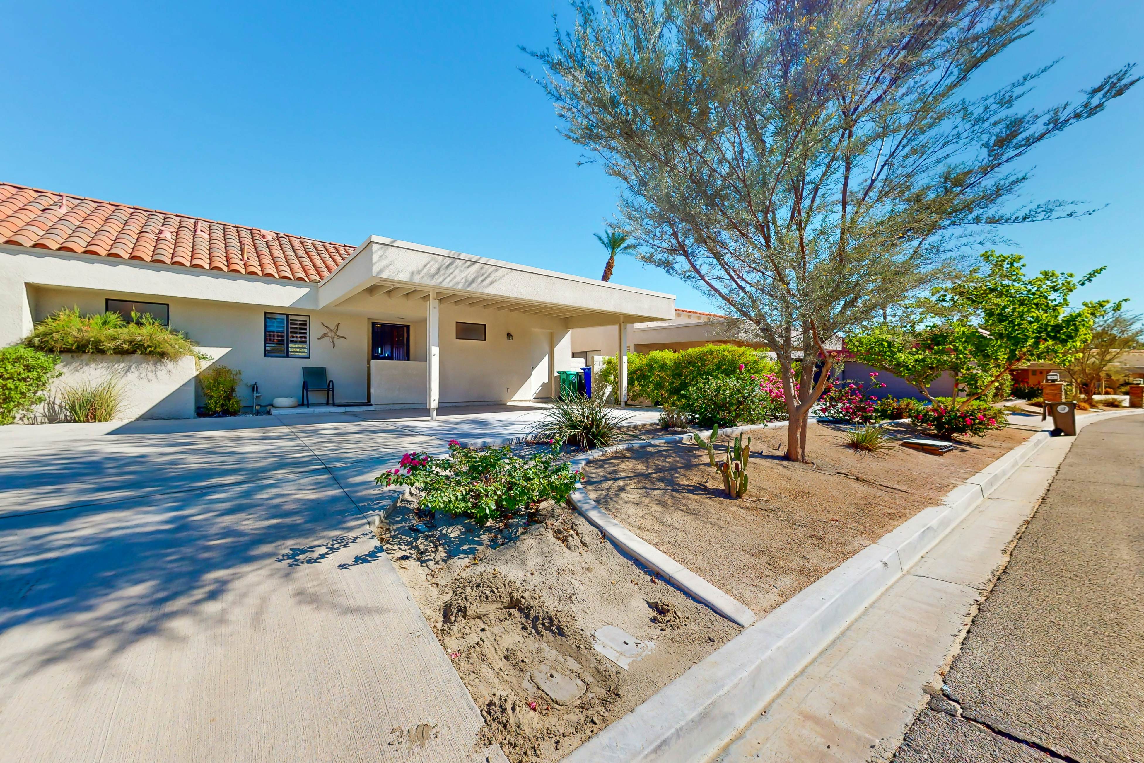 Palm Desert Vacation Rentals, Vacation Homes, Condo Rentals Vacasa