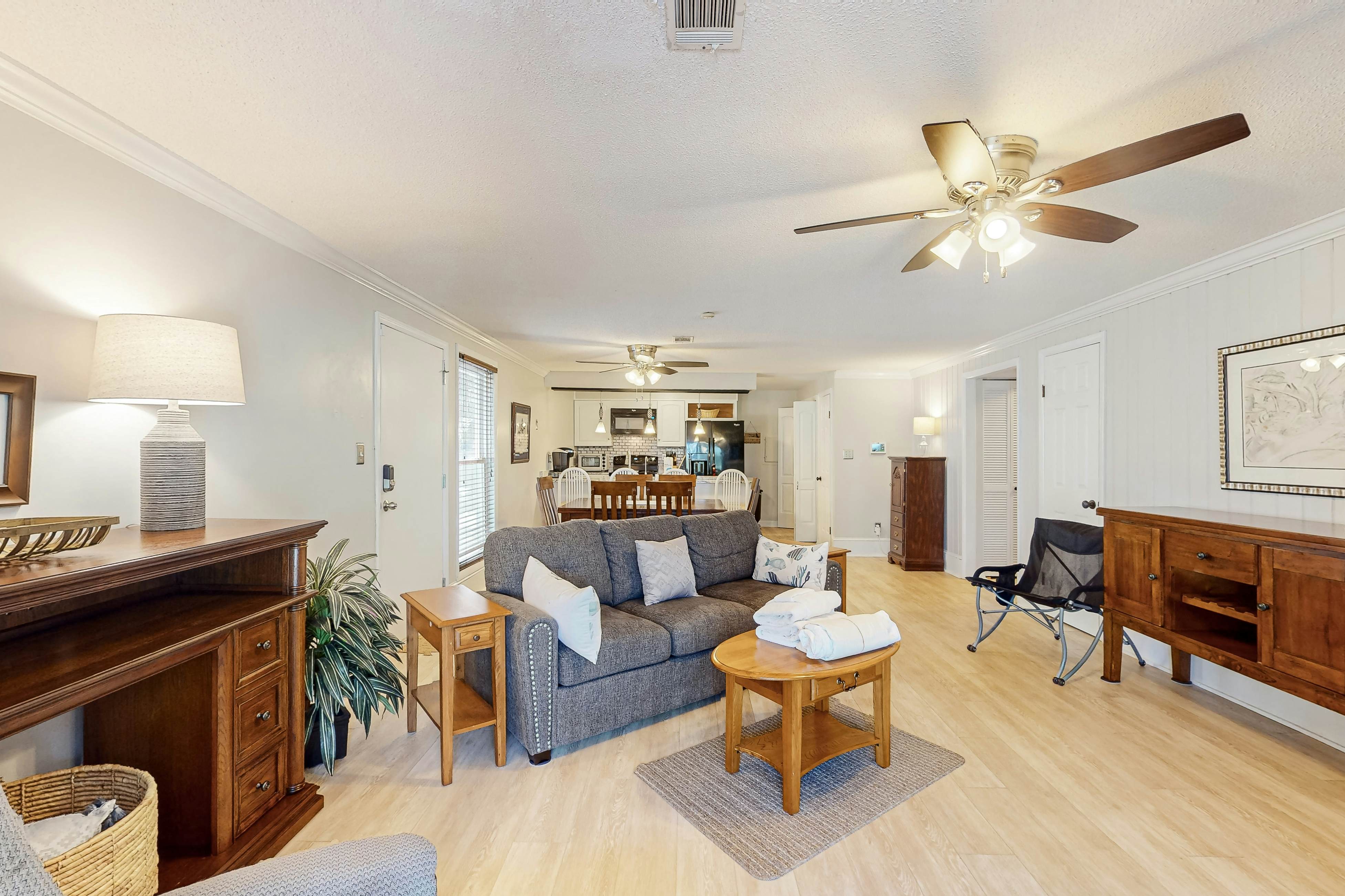 Edisto Beach, SC Vacation Rentals, Beach House, Oceanfront Rentals Vacasa