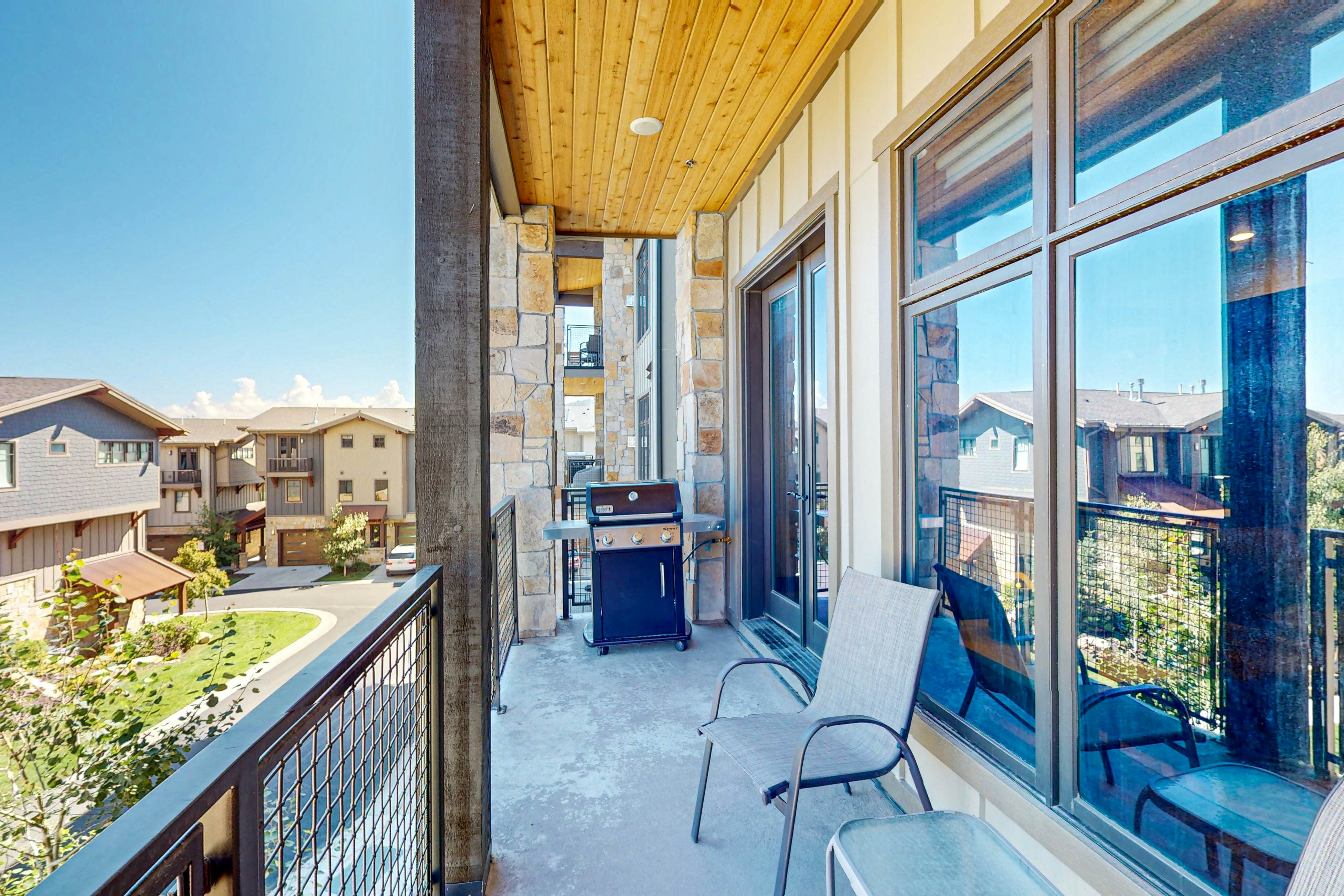 Summit Elegance Retreat 211