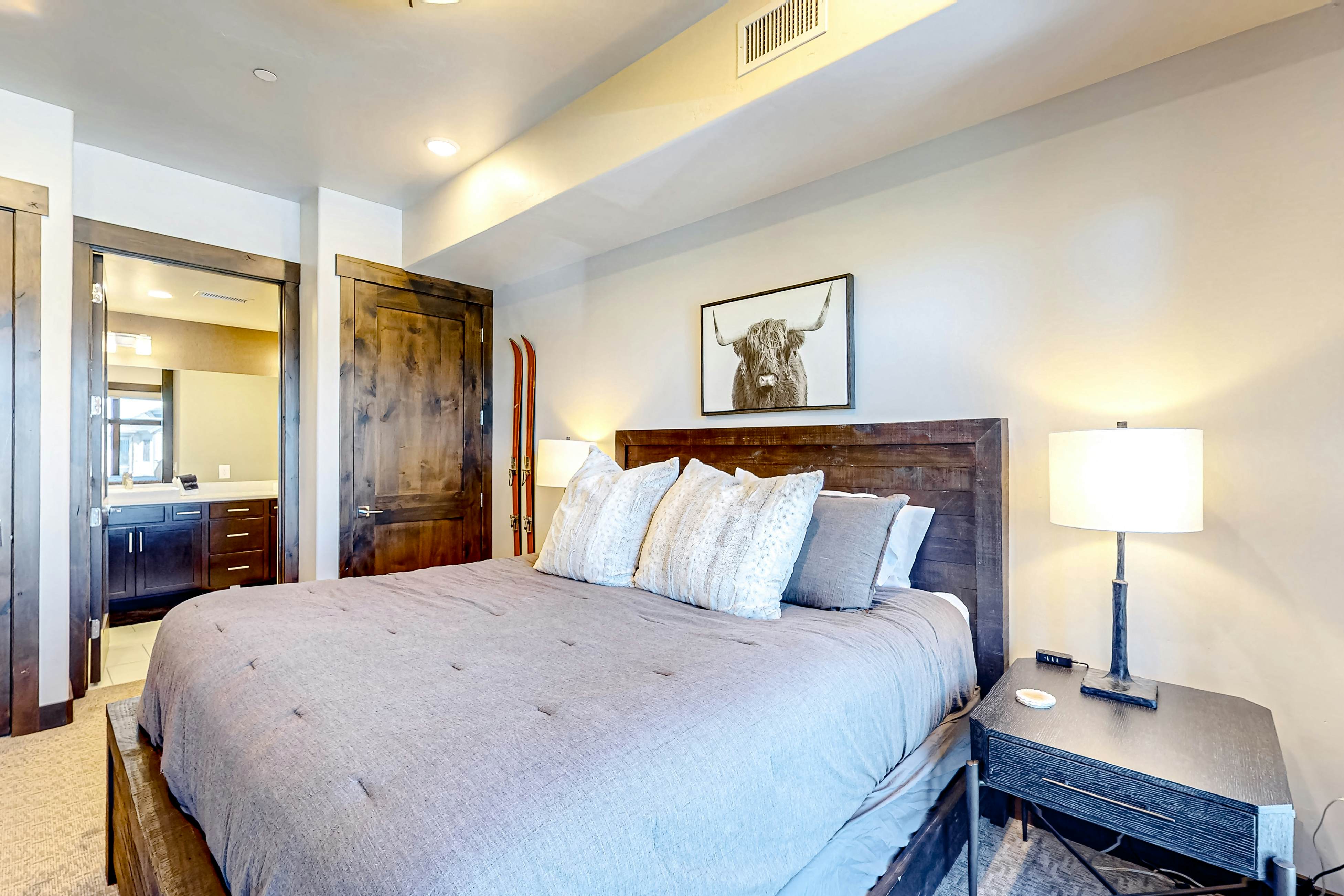 Summit Elegance Retreat 211