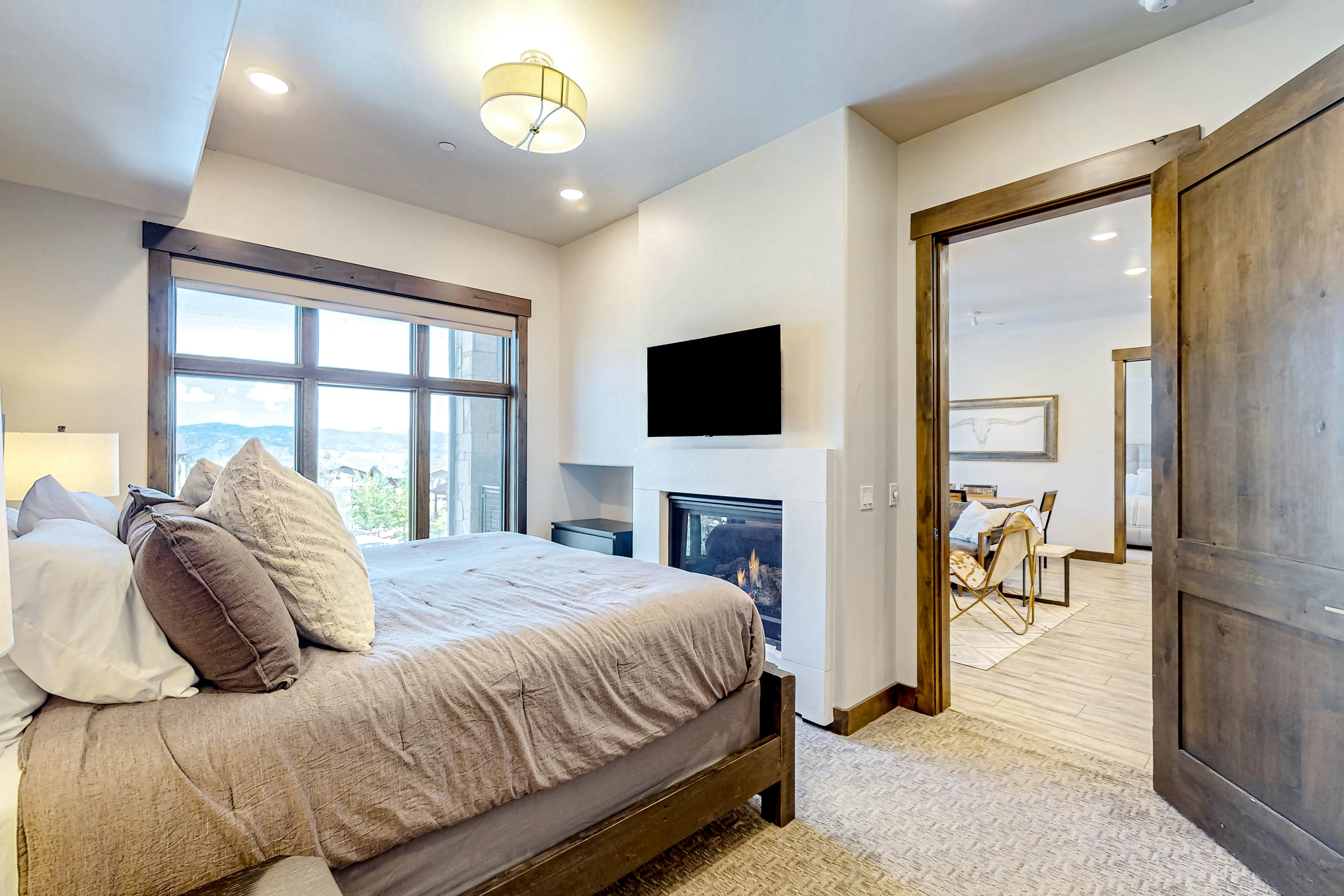 Summit Elegance Retreat 211