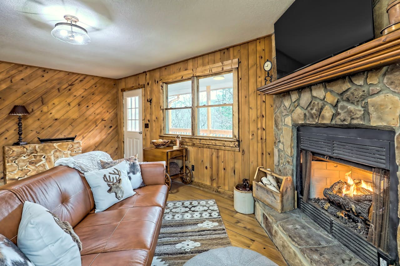 The Classic at the Rise Retreat 1 BD Blairsville, GA Vacation Rental