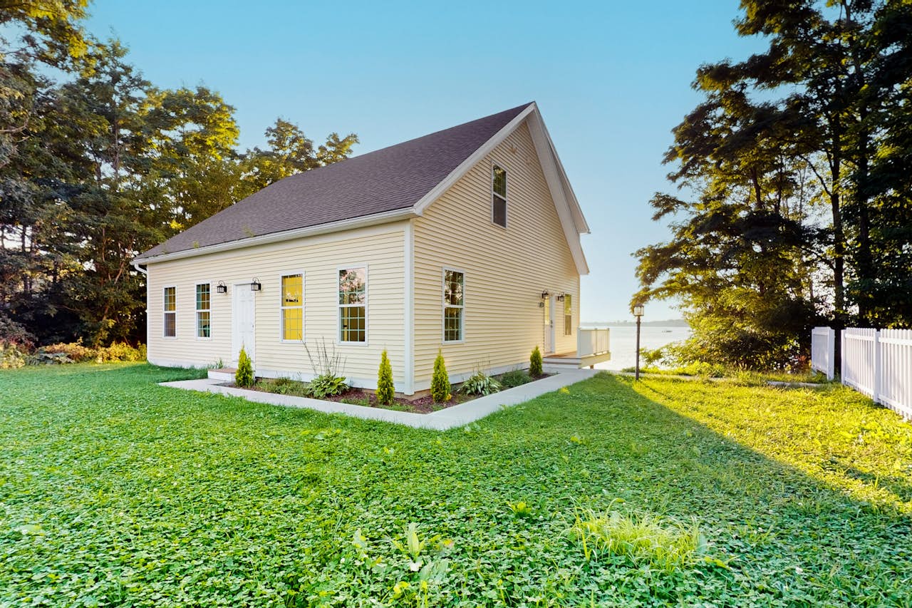 The Lakewood 4 BD Swanton, VT Vacation Rental Vacasa