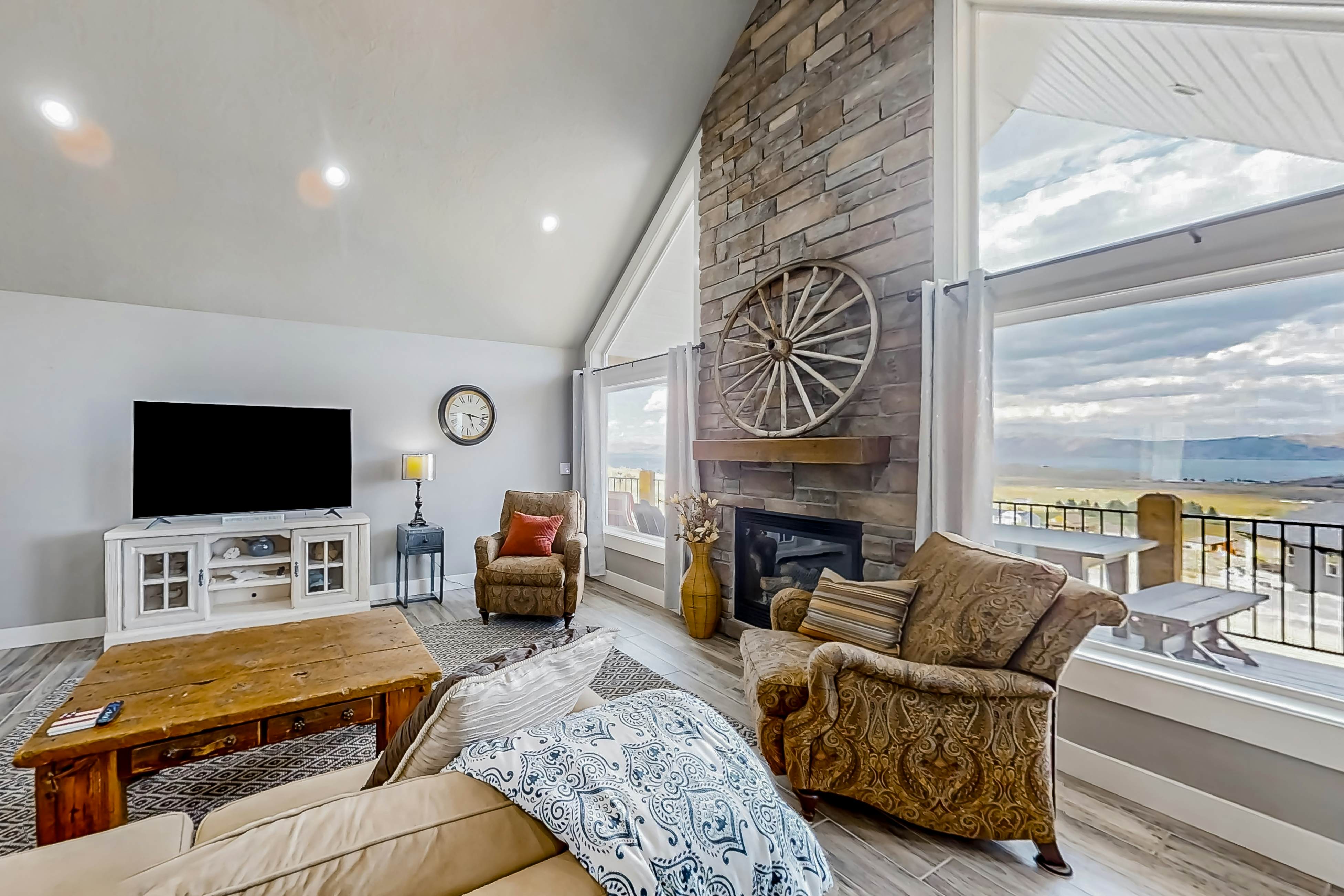 Serenity w/ Ideal Beach Access!