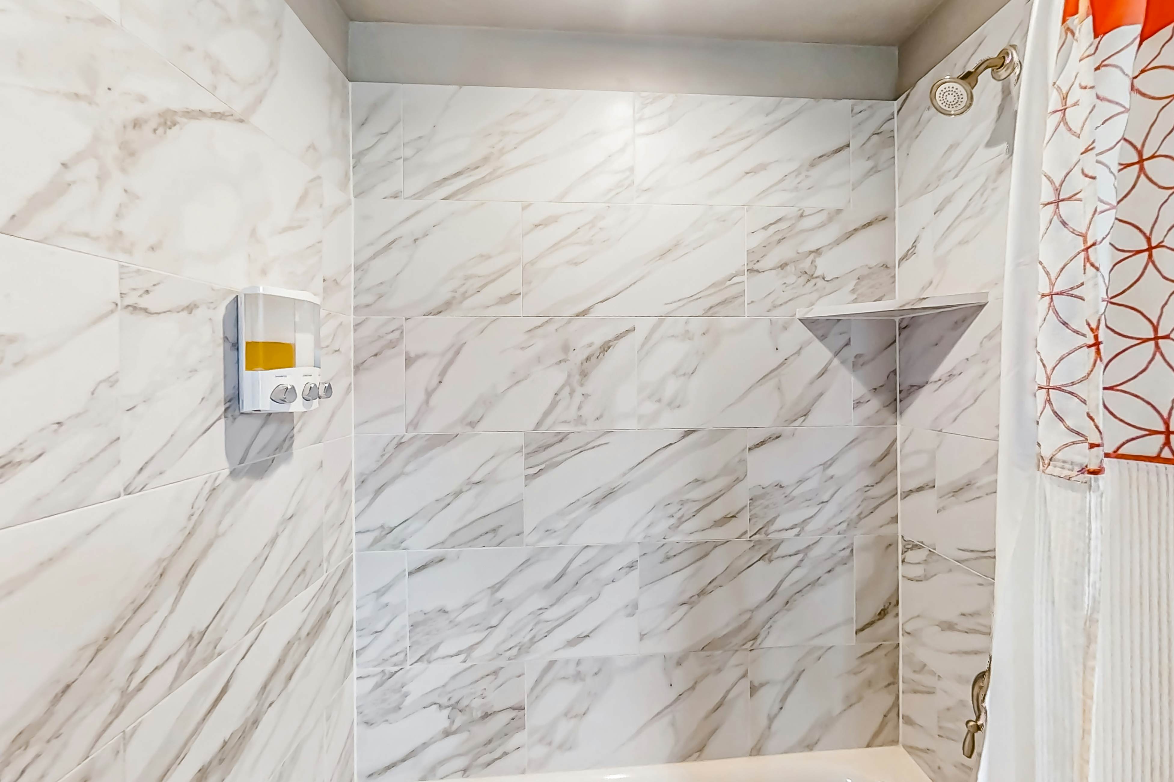 Serenity w/ Ideal Beach Access!