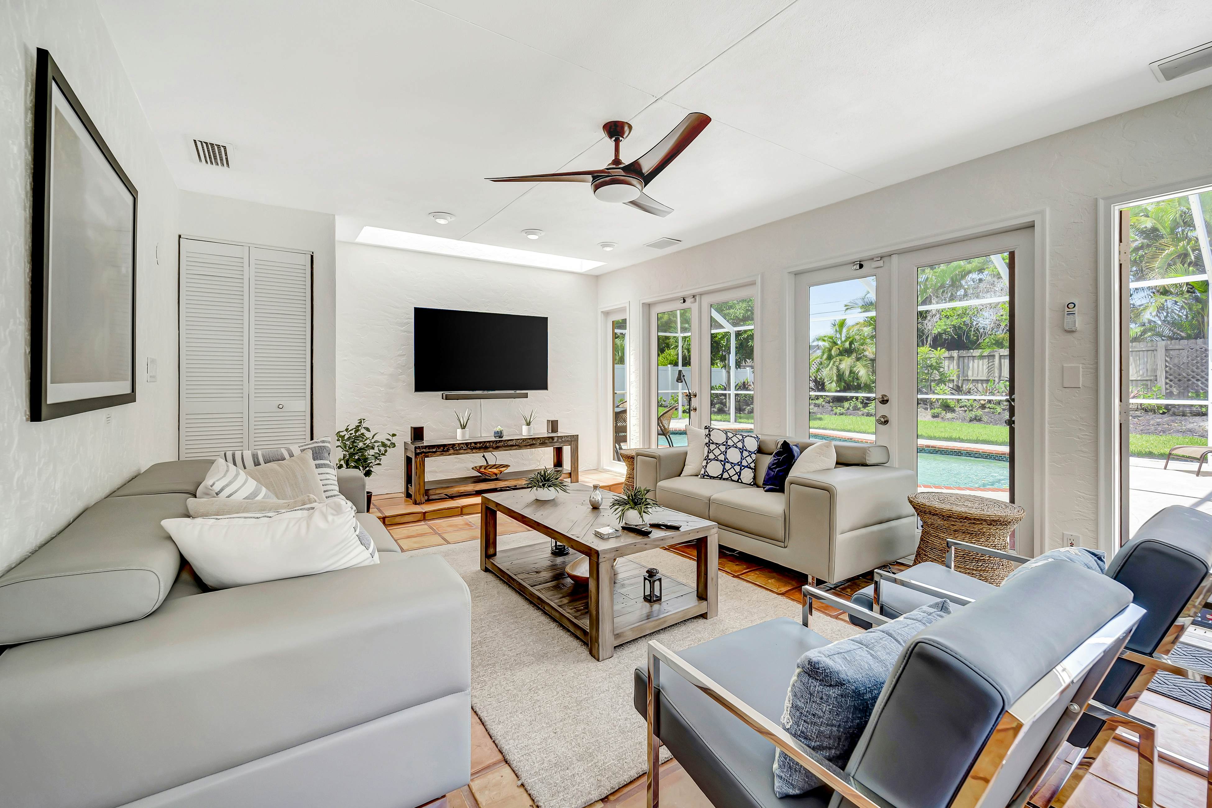 Southwest Florida Vacation Rentals, Condo Rentals Vacasa