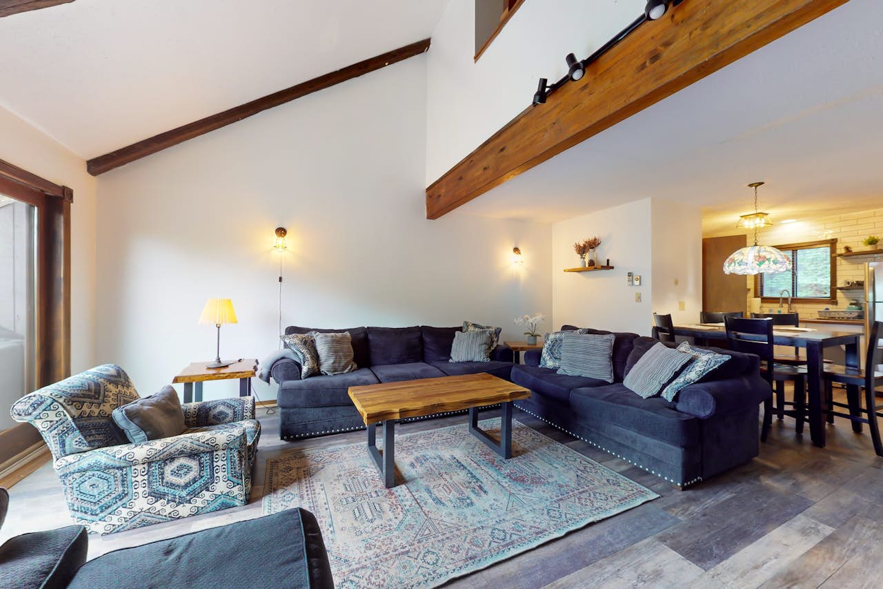 Treetop Condos 3 BD Tannersville, PA Vacation Rental Vacasa