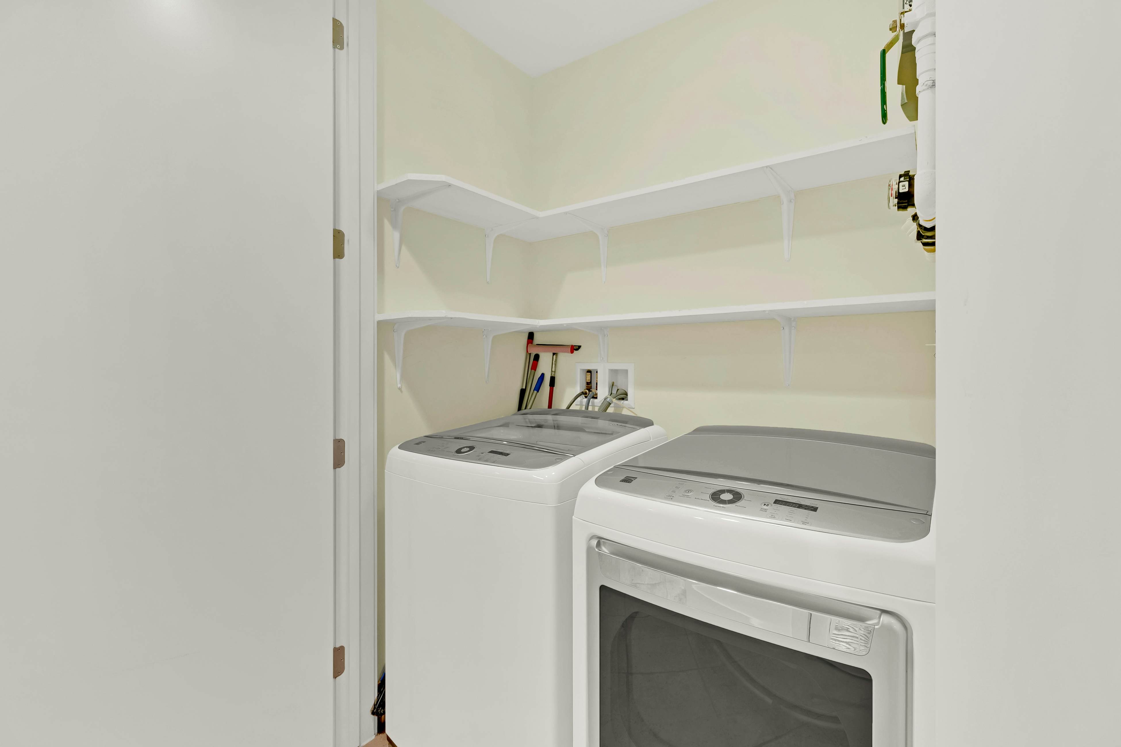 Sapphire Condominiums #806