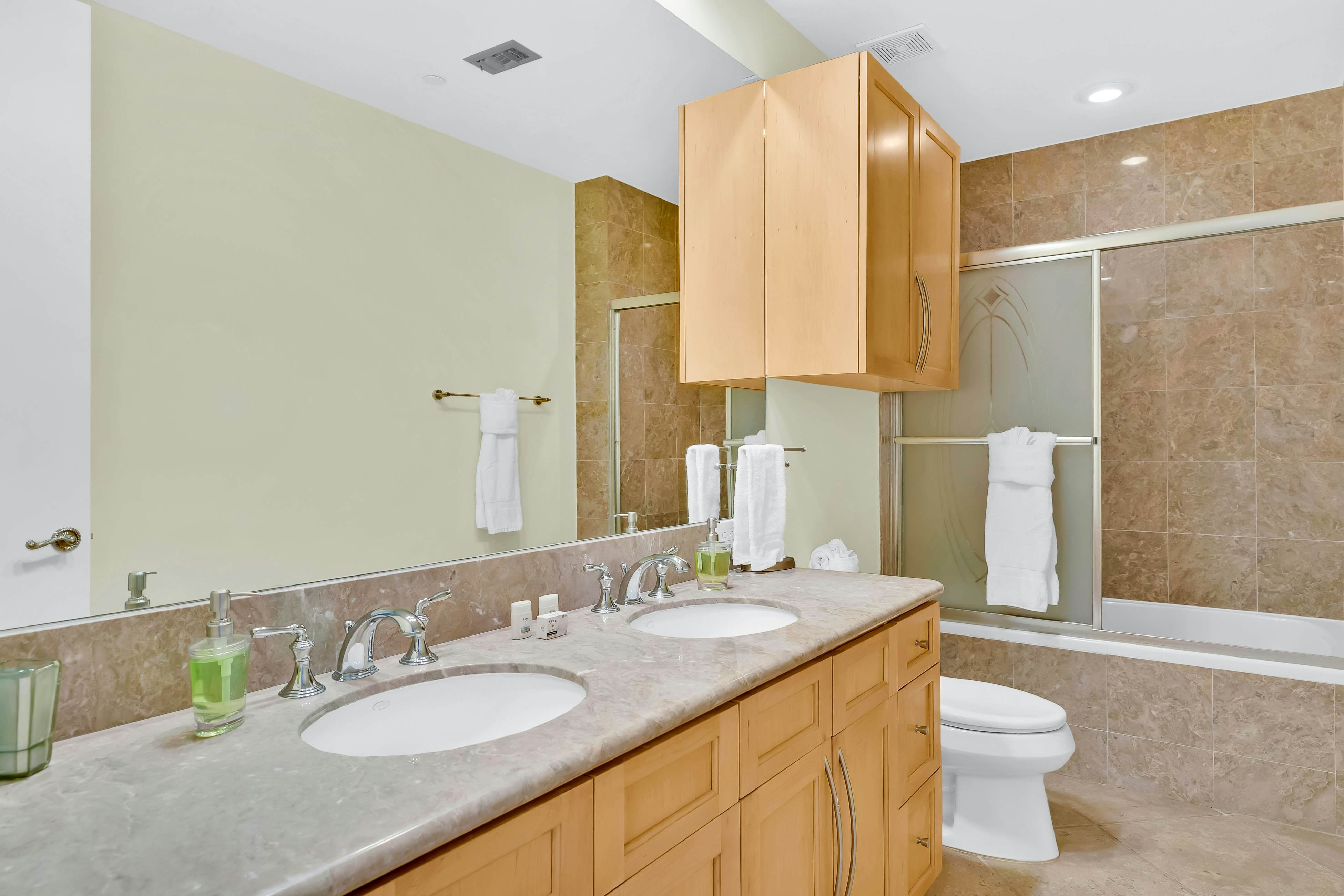 Sapphire Condominiums #806