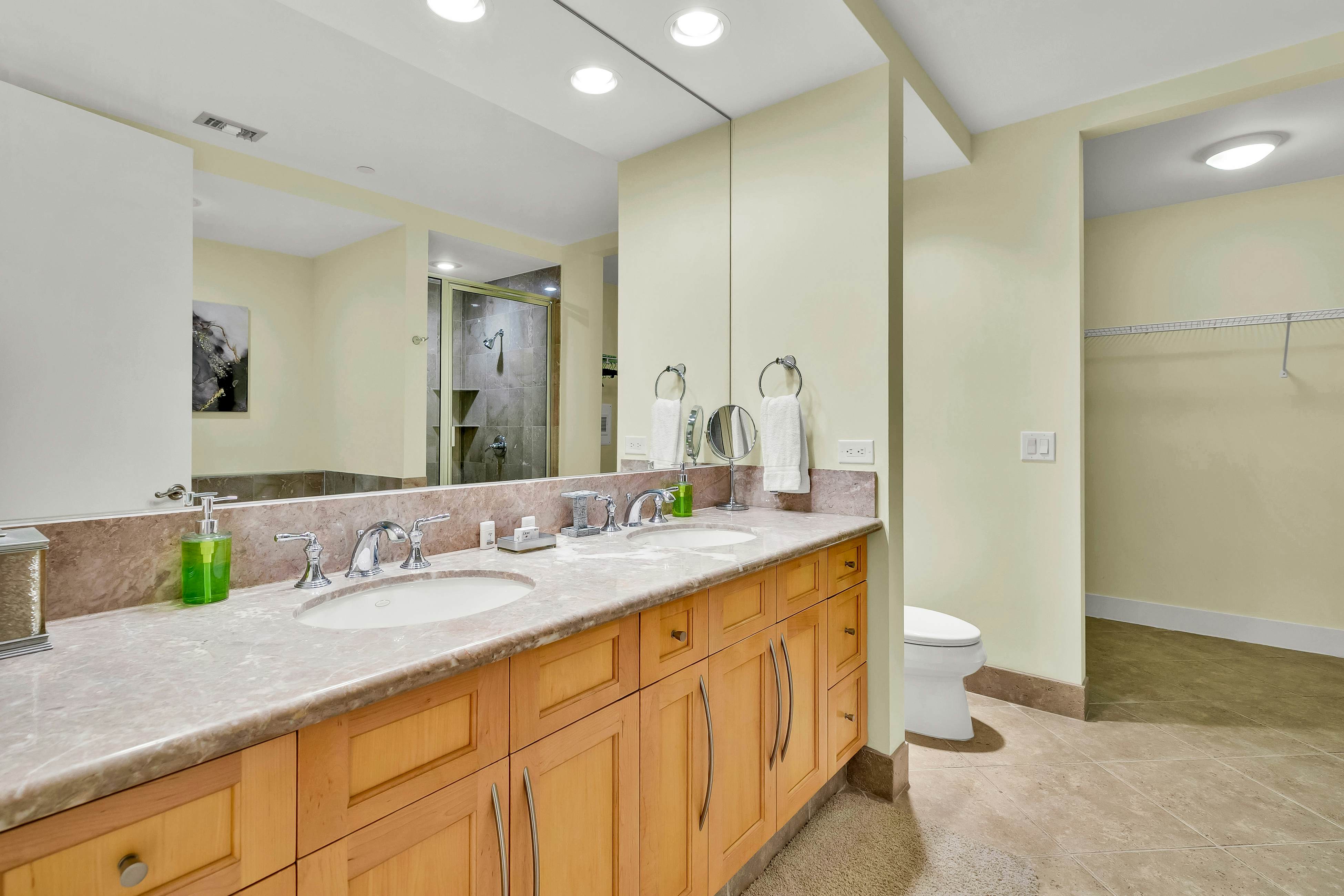 Sapphire Condominiums #806