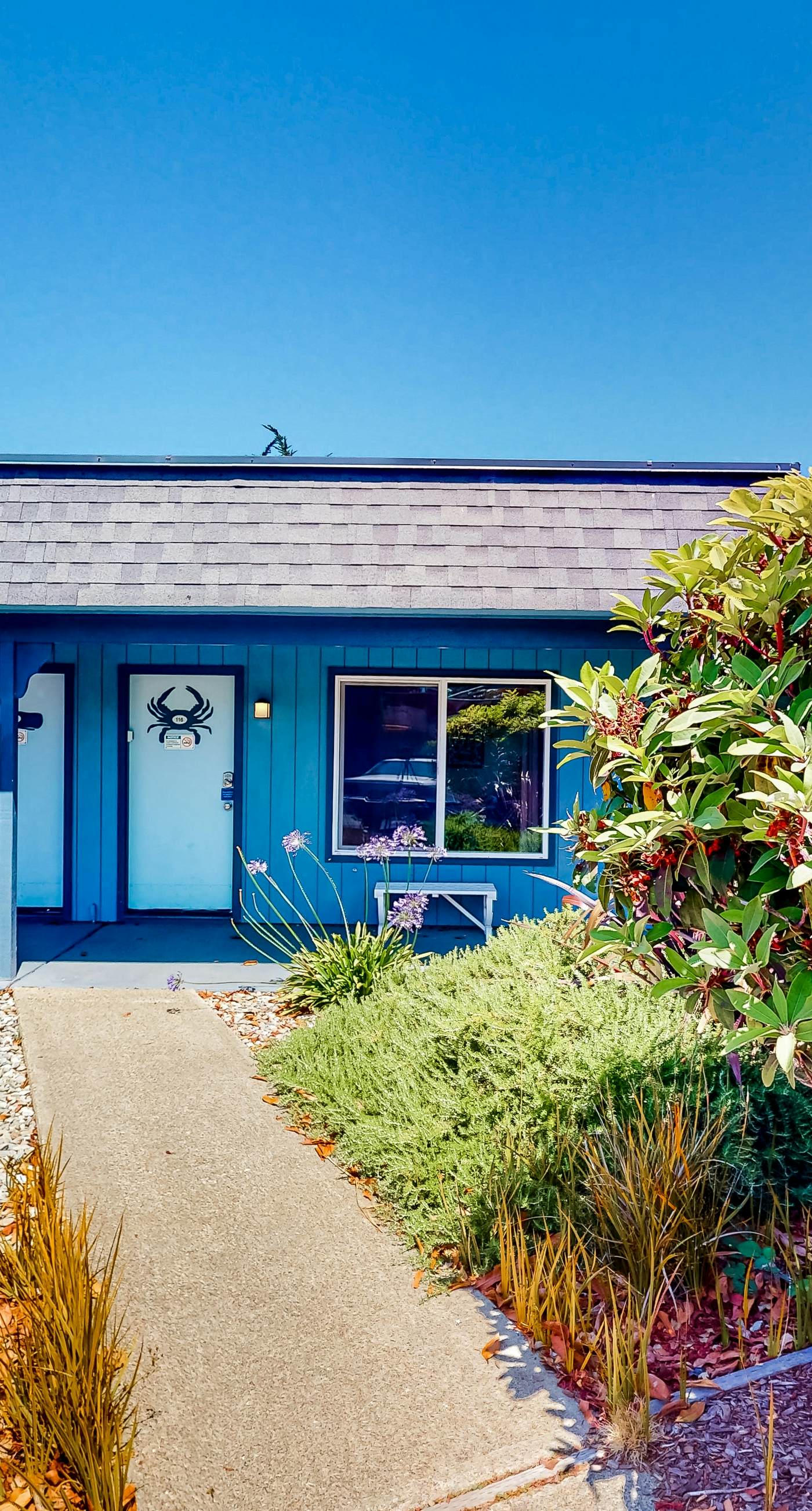 Lamplighter Inn - 104 Sea Lion Cave