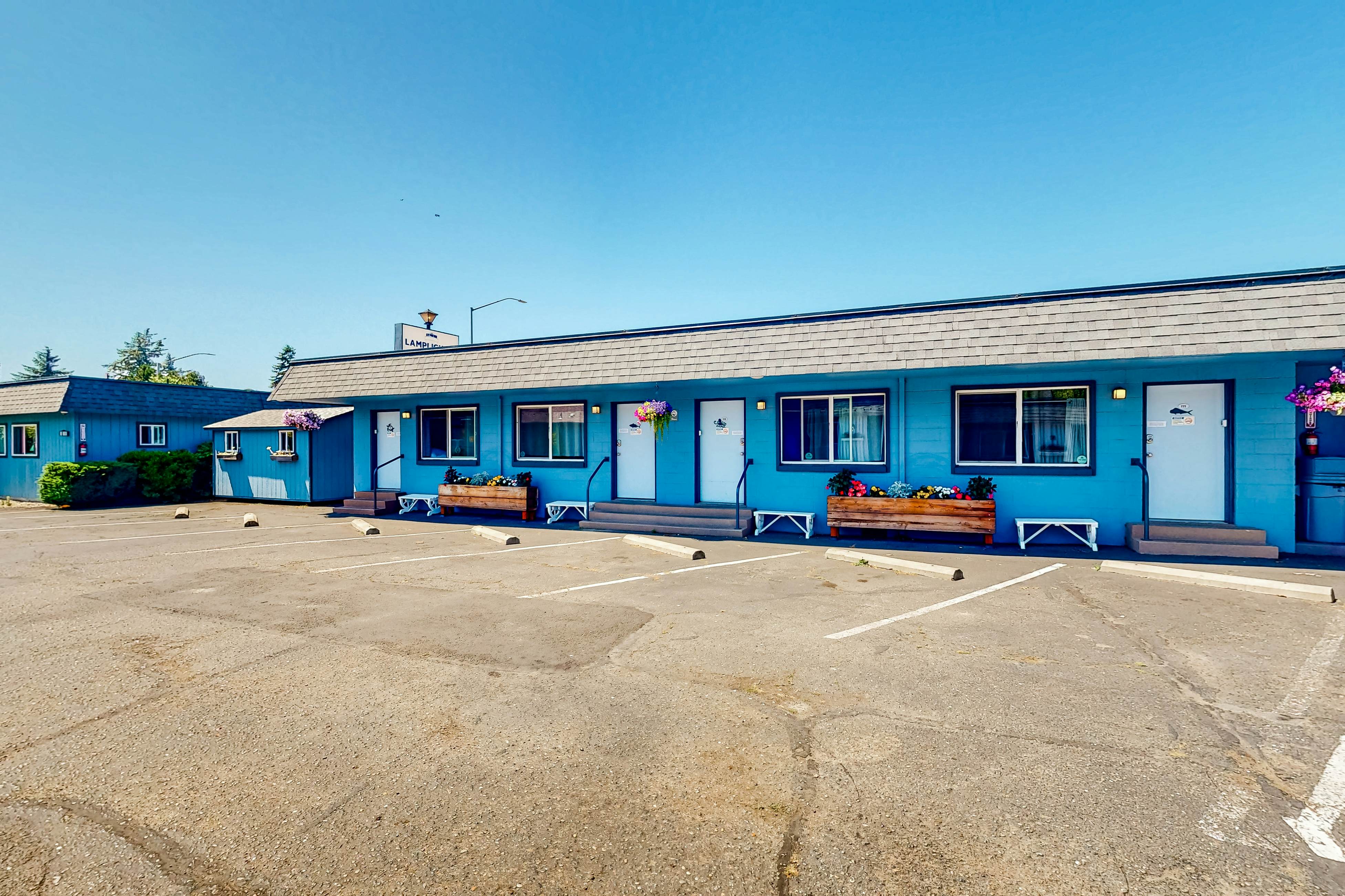 Lamplighter Inn - 106 Starfish Beach