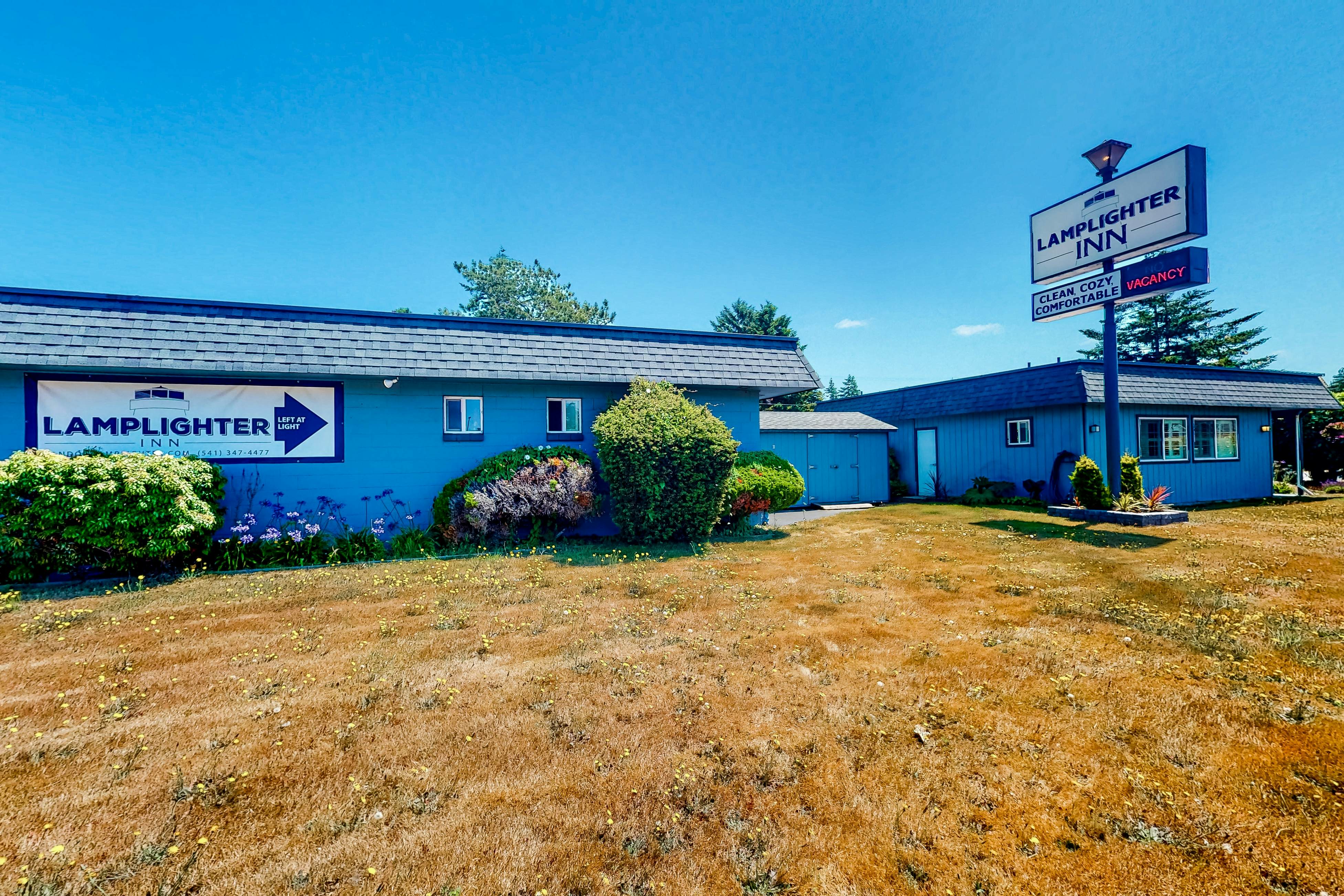 Lamplighter Inn - 109 Seahorse Reef