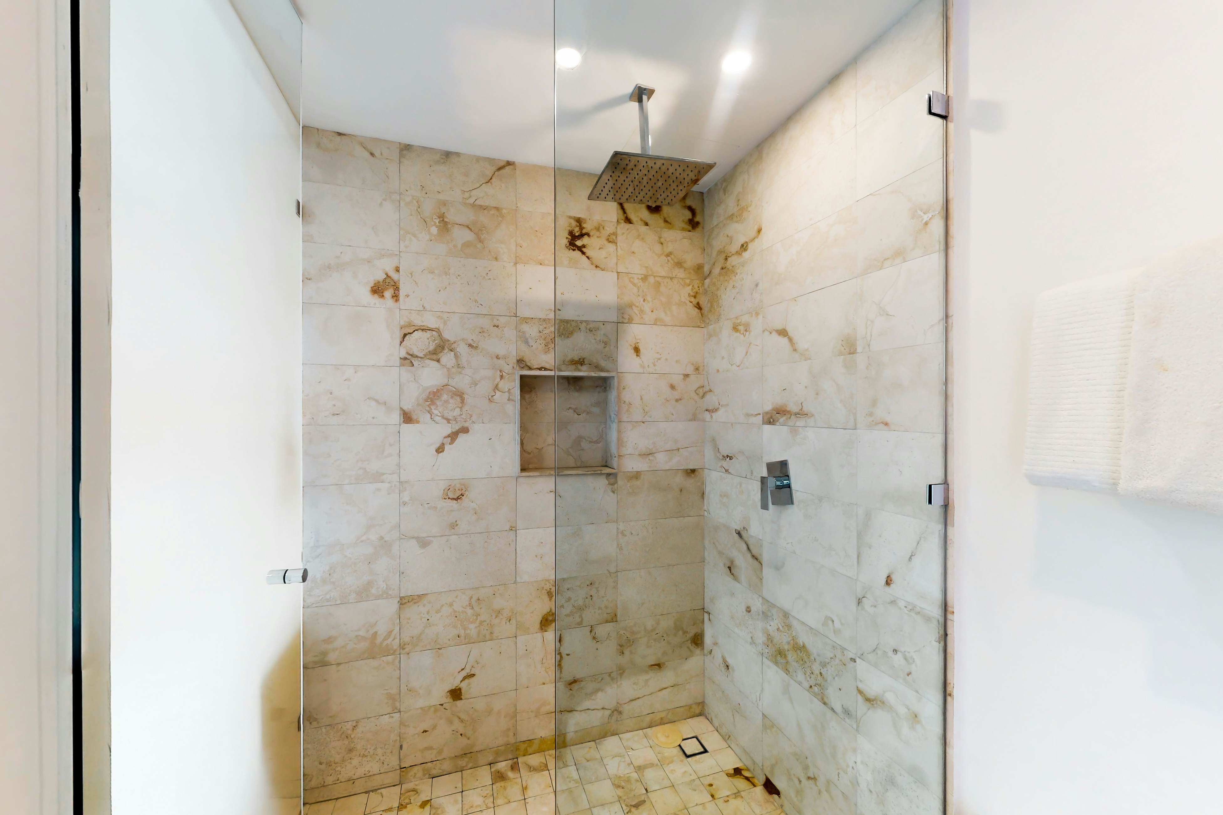 Anah La Quinta # 303