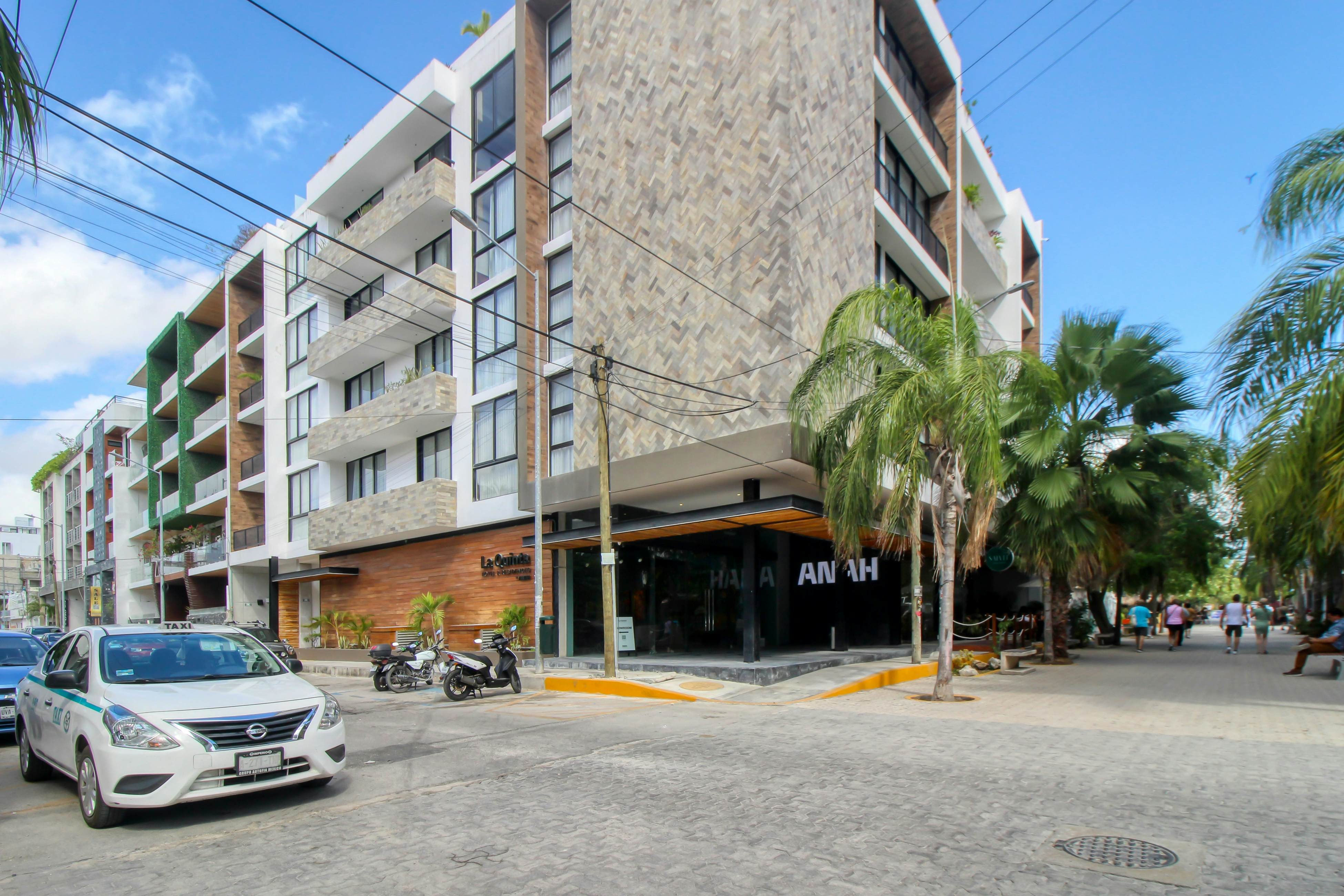 Anah La Quinta # 303