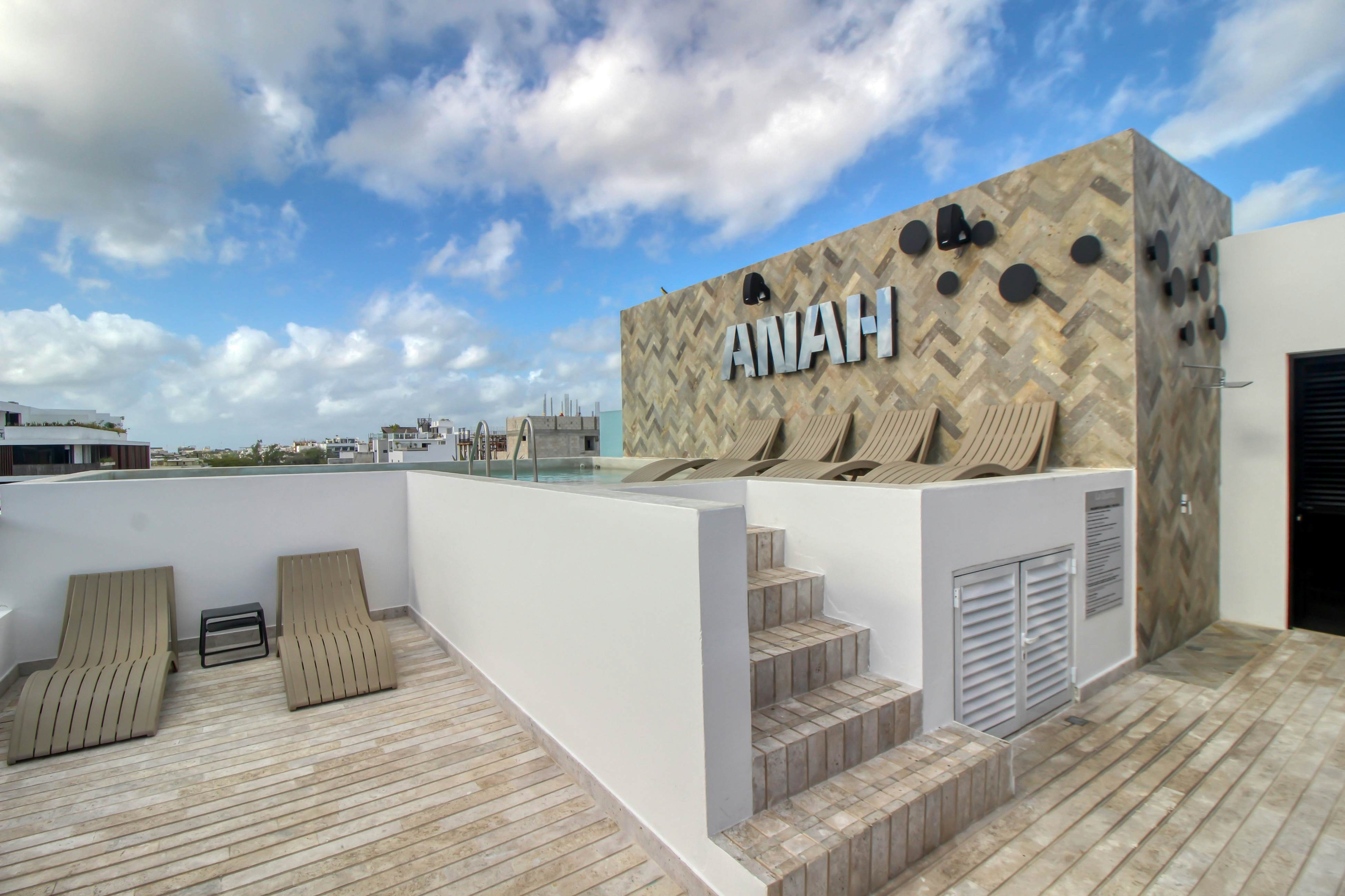 Anah La Quinta # 303