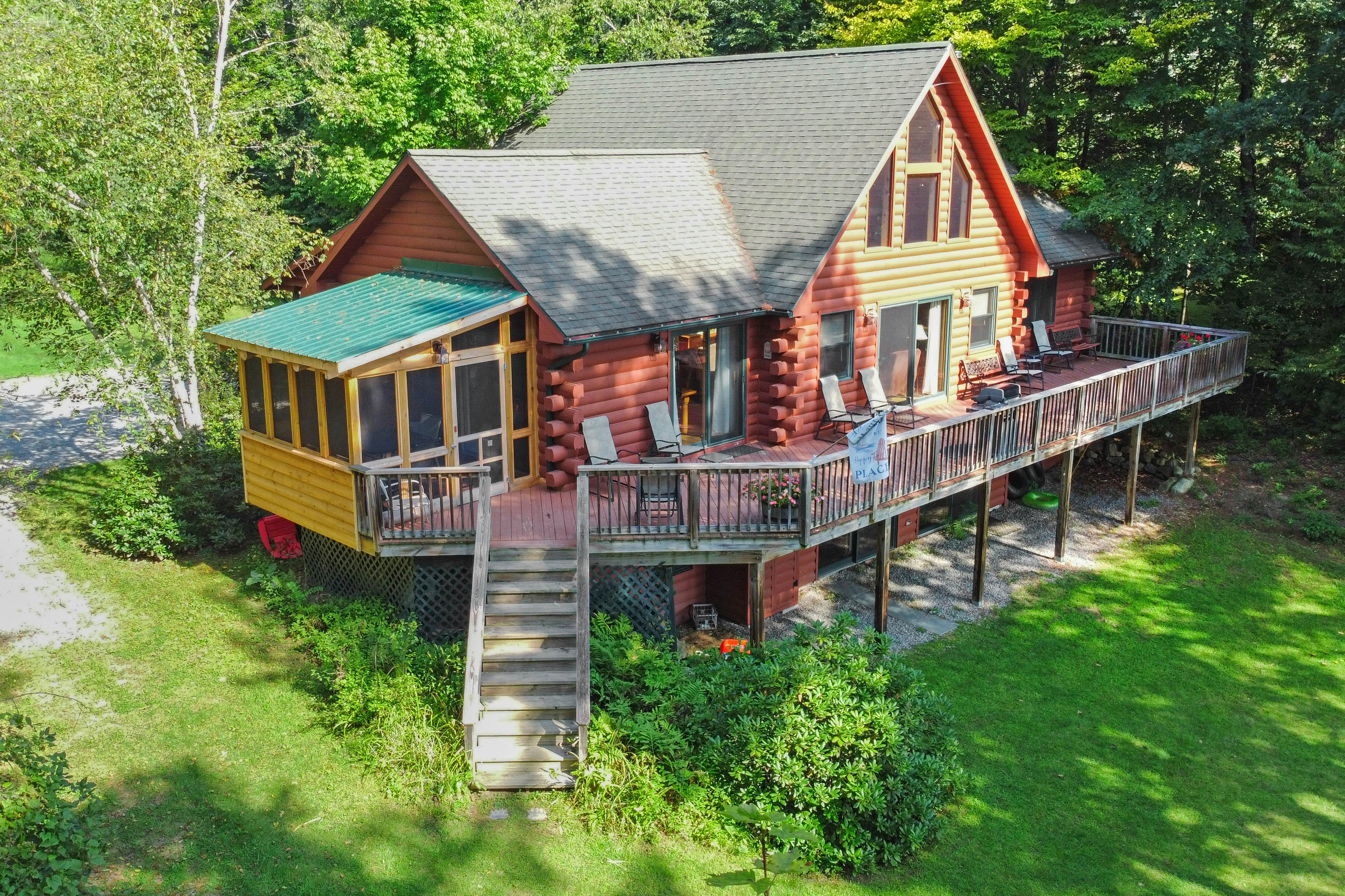 Loon Lodge