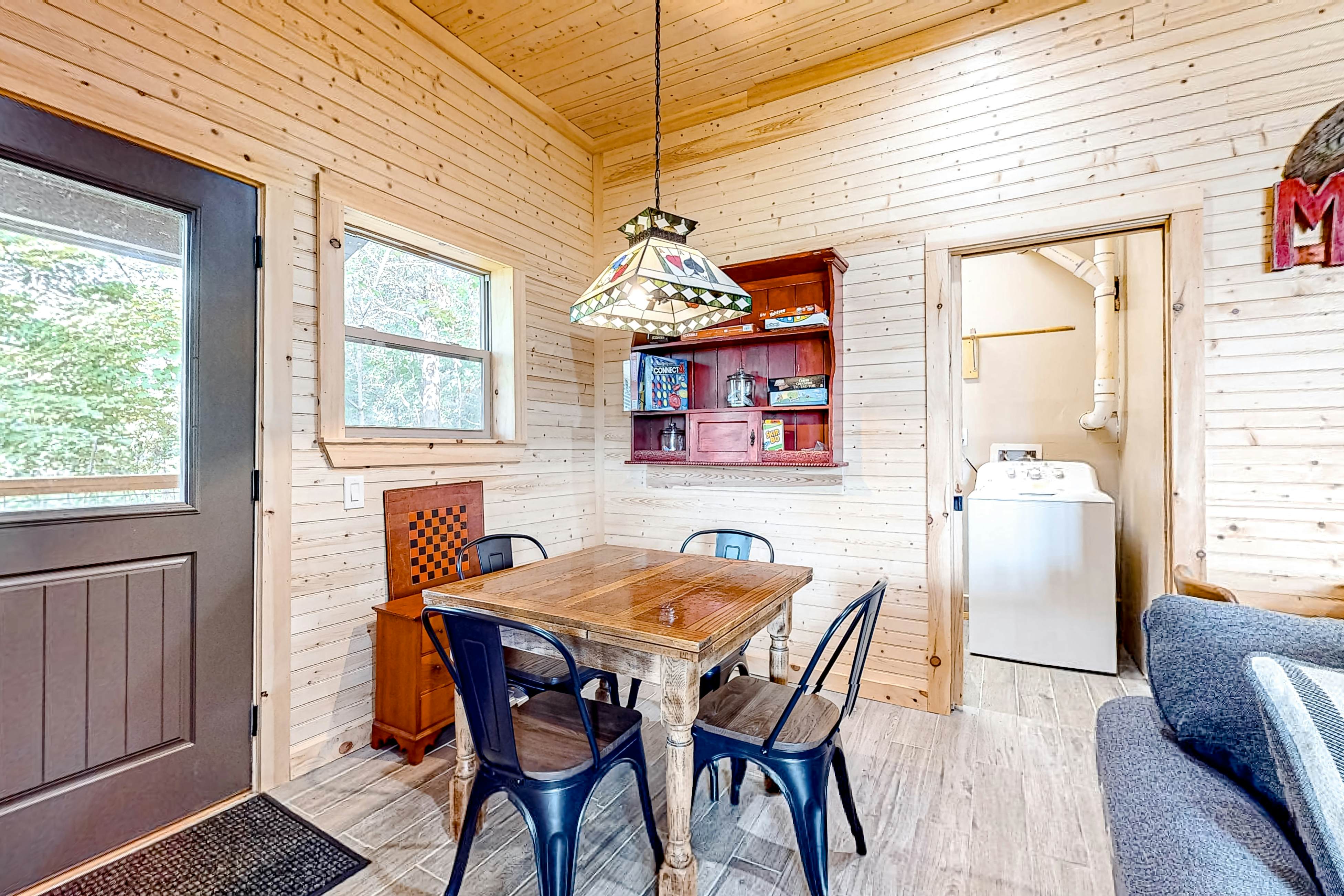 Skyview Lake Retreat