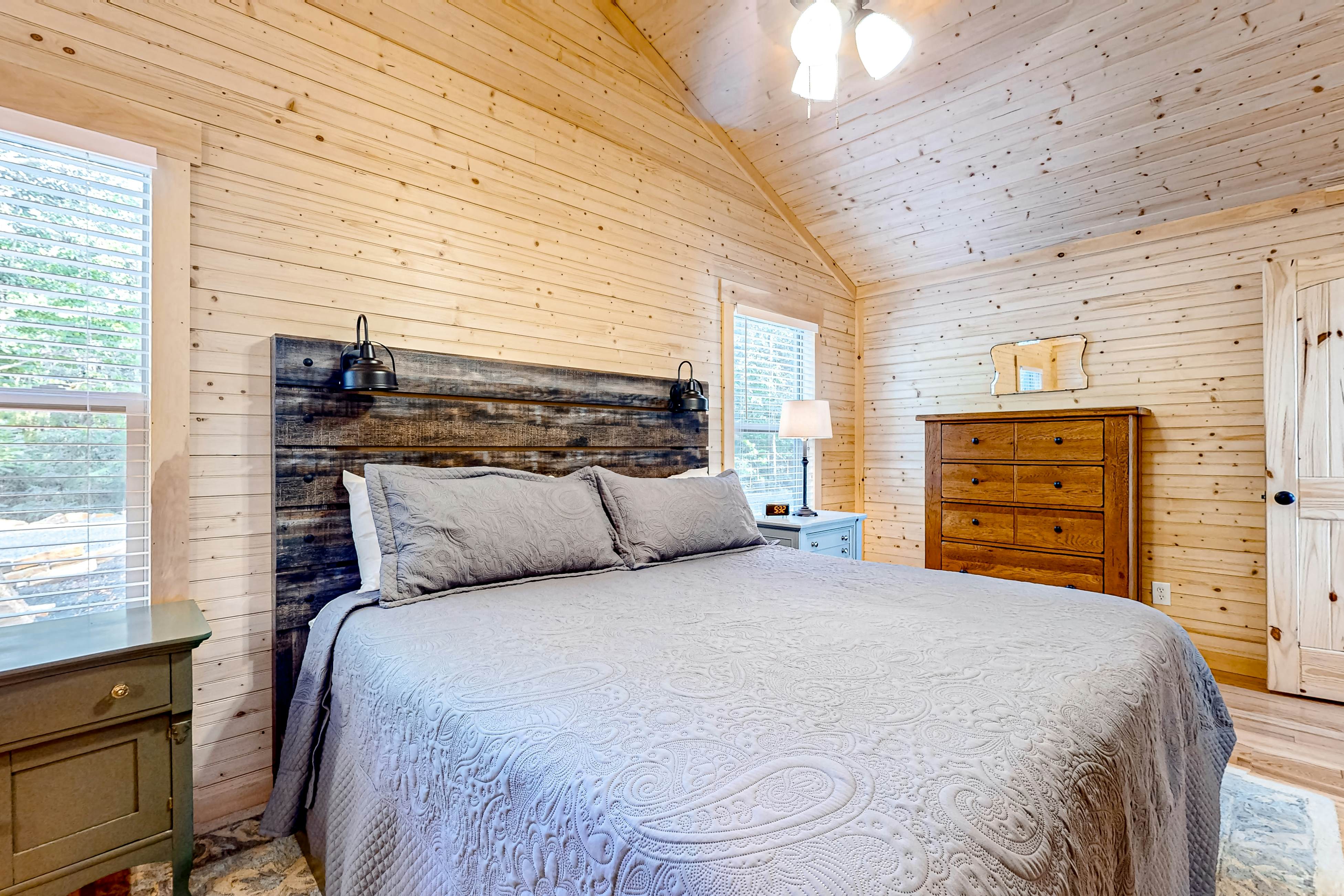 Skyview Lake Retreat