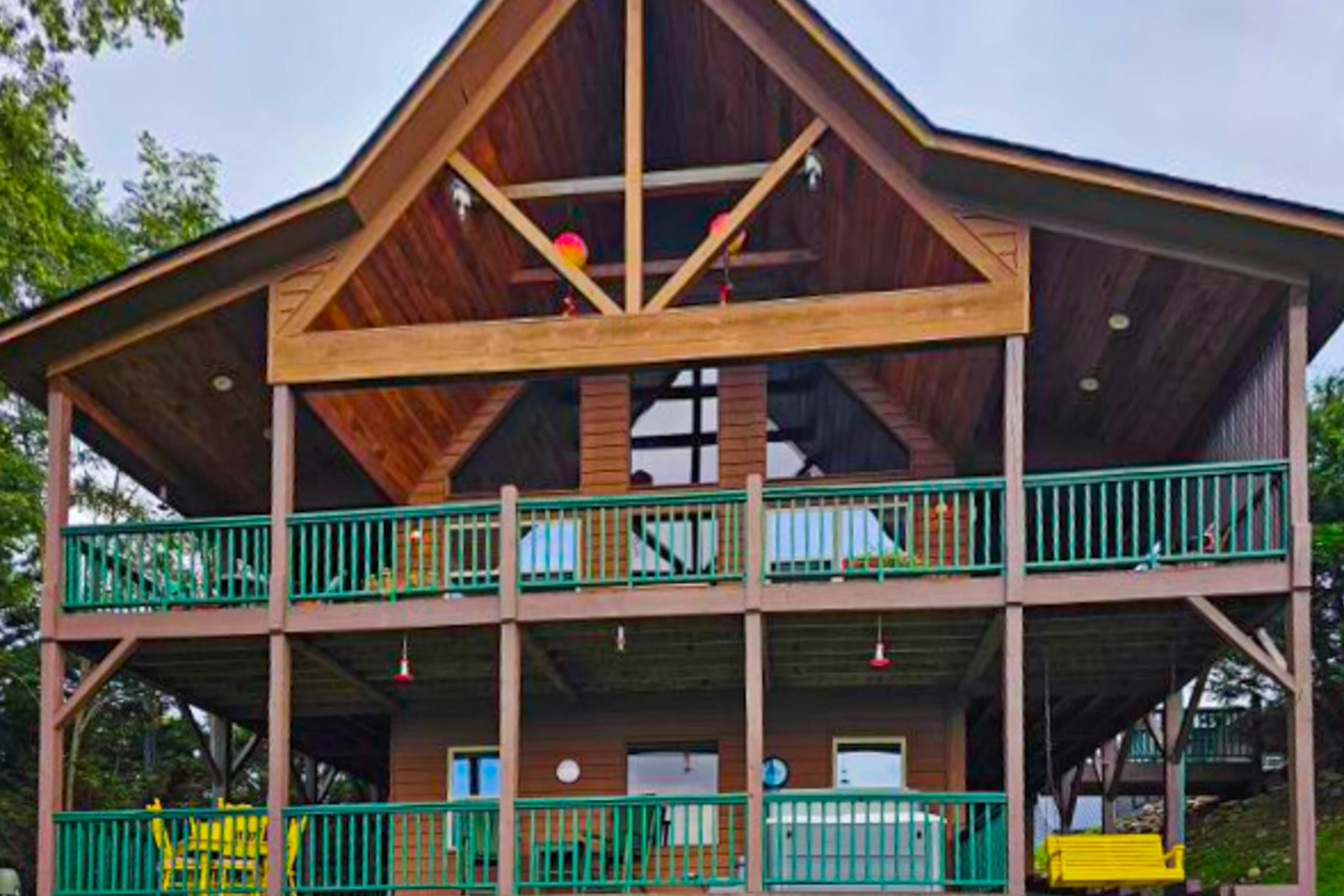 Nature's Embrace Cabin