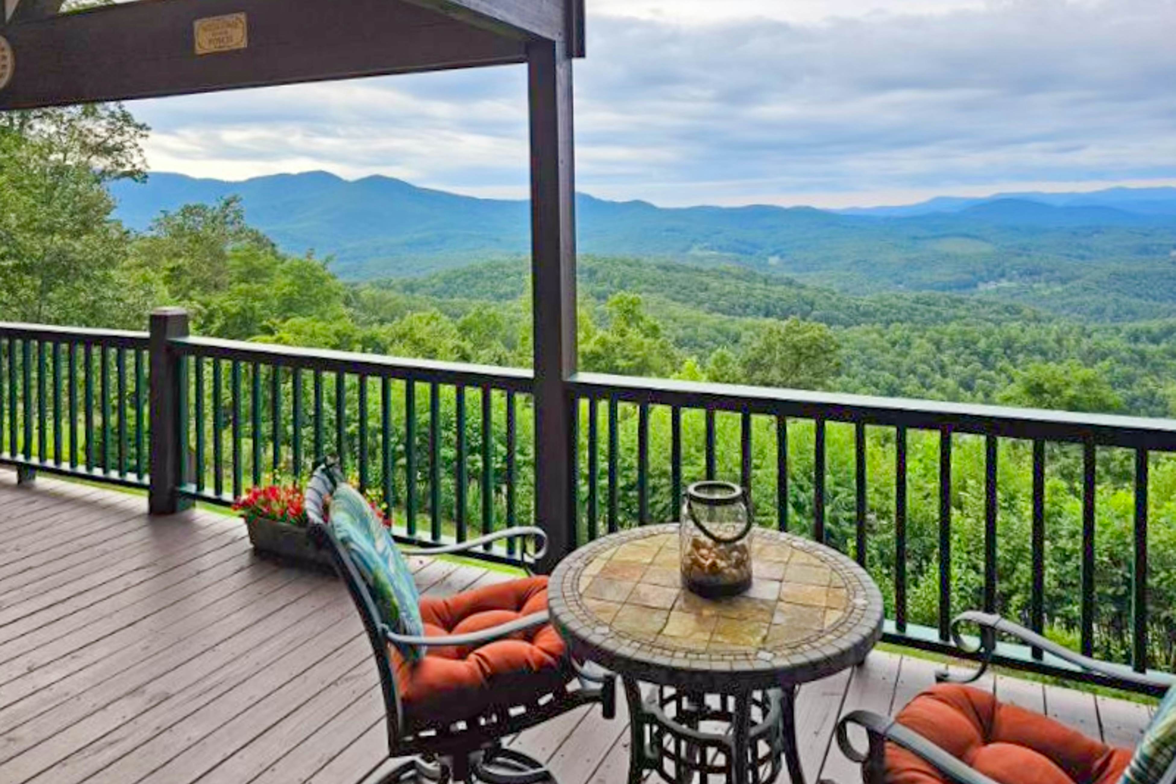 Nature's Embrace Cabin