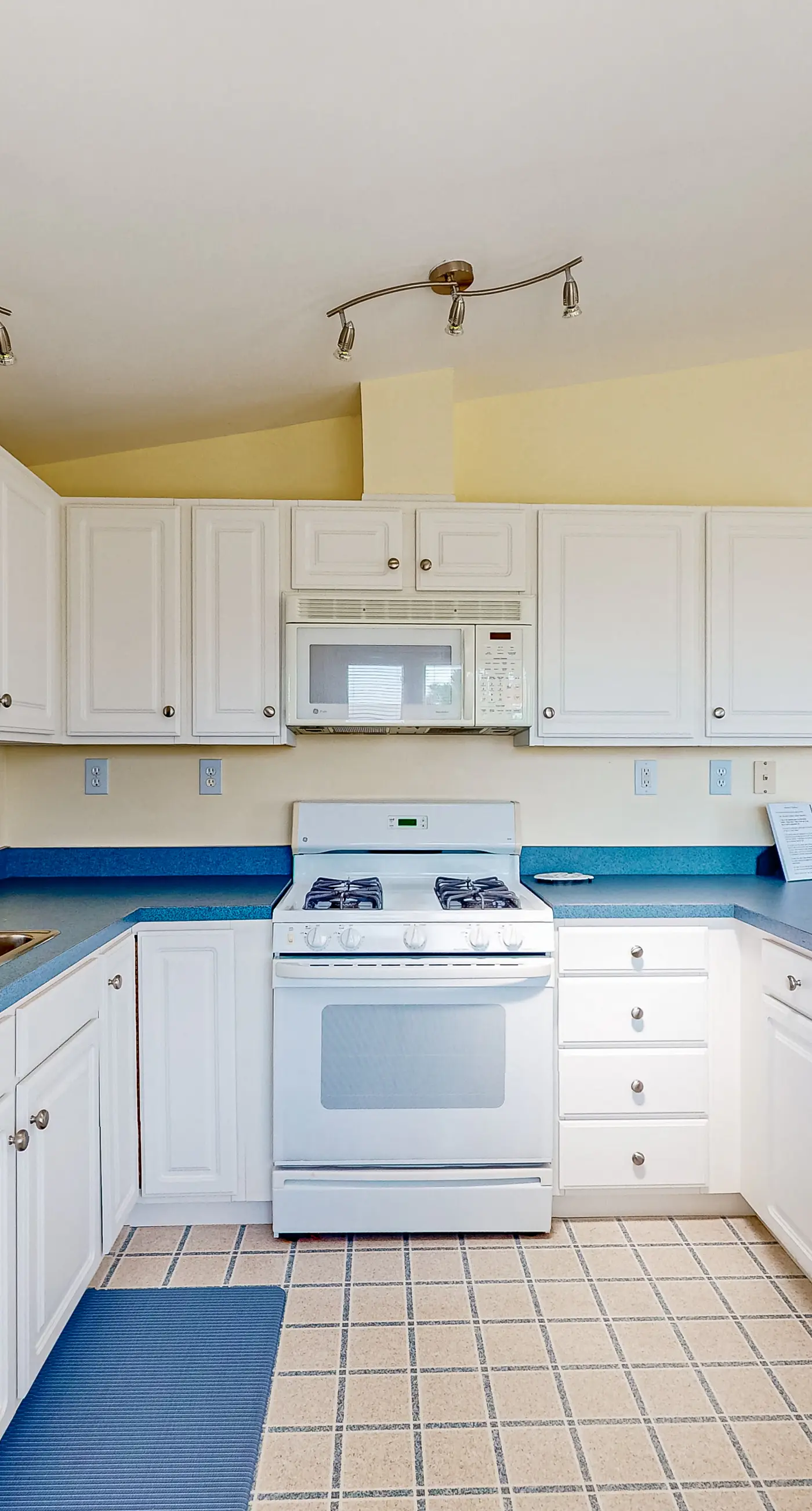 Assateague Pointe - Bay View Beauty