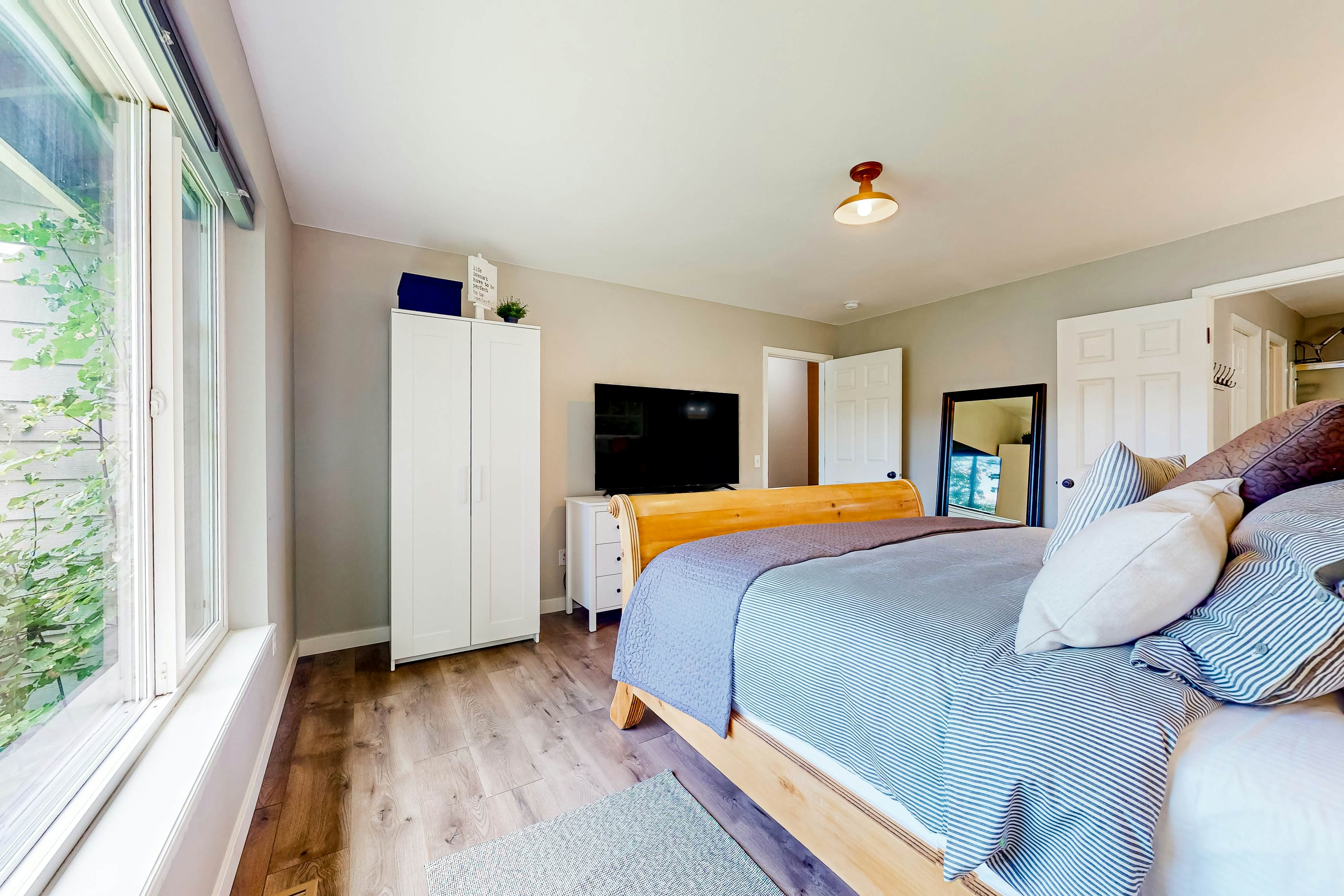 WatersEdge Beach House