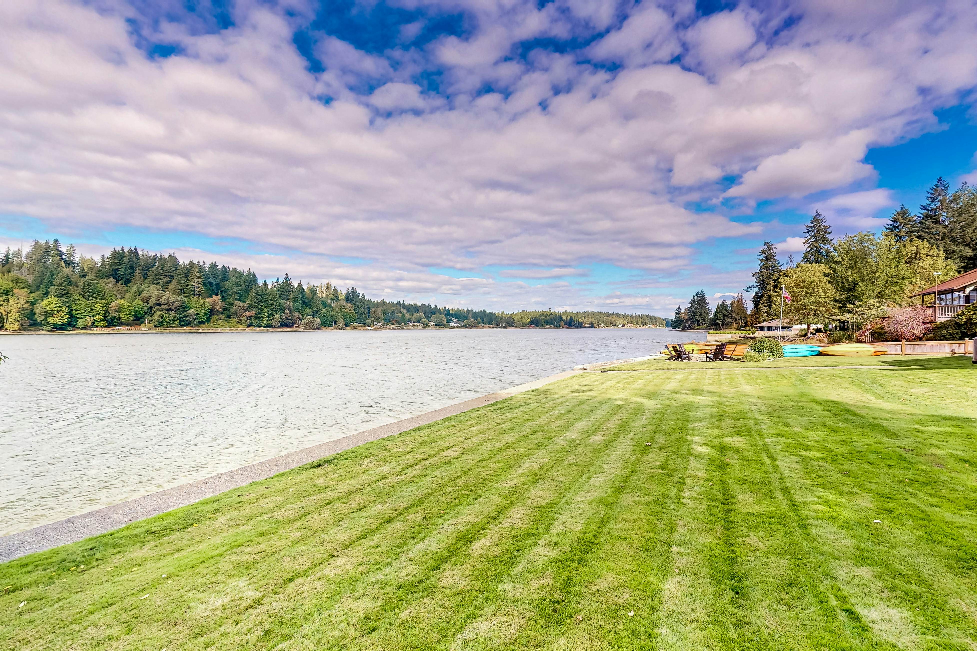 WatersEdge Beach House