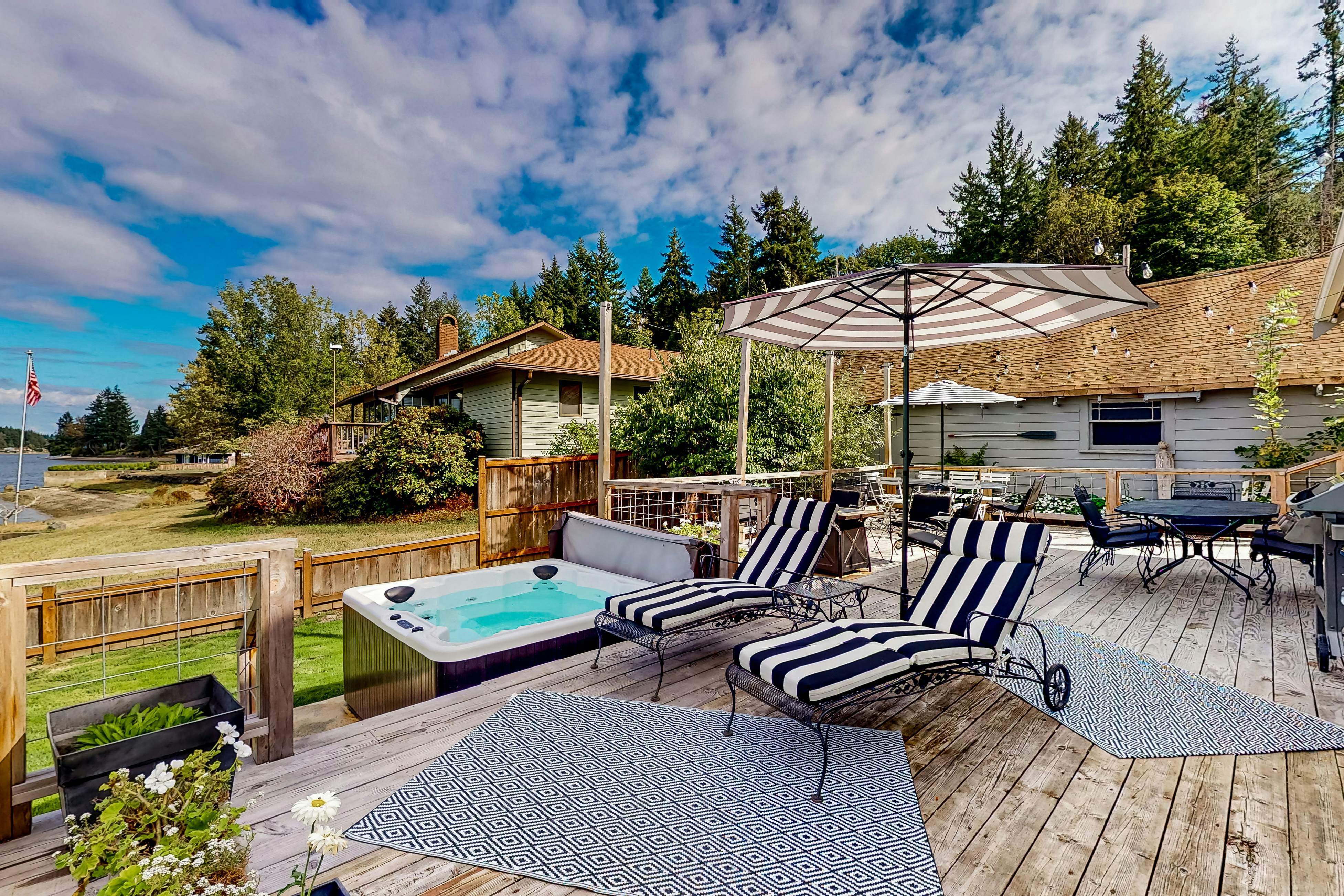 WatersEdge Beach House