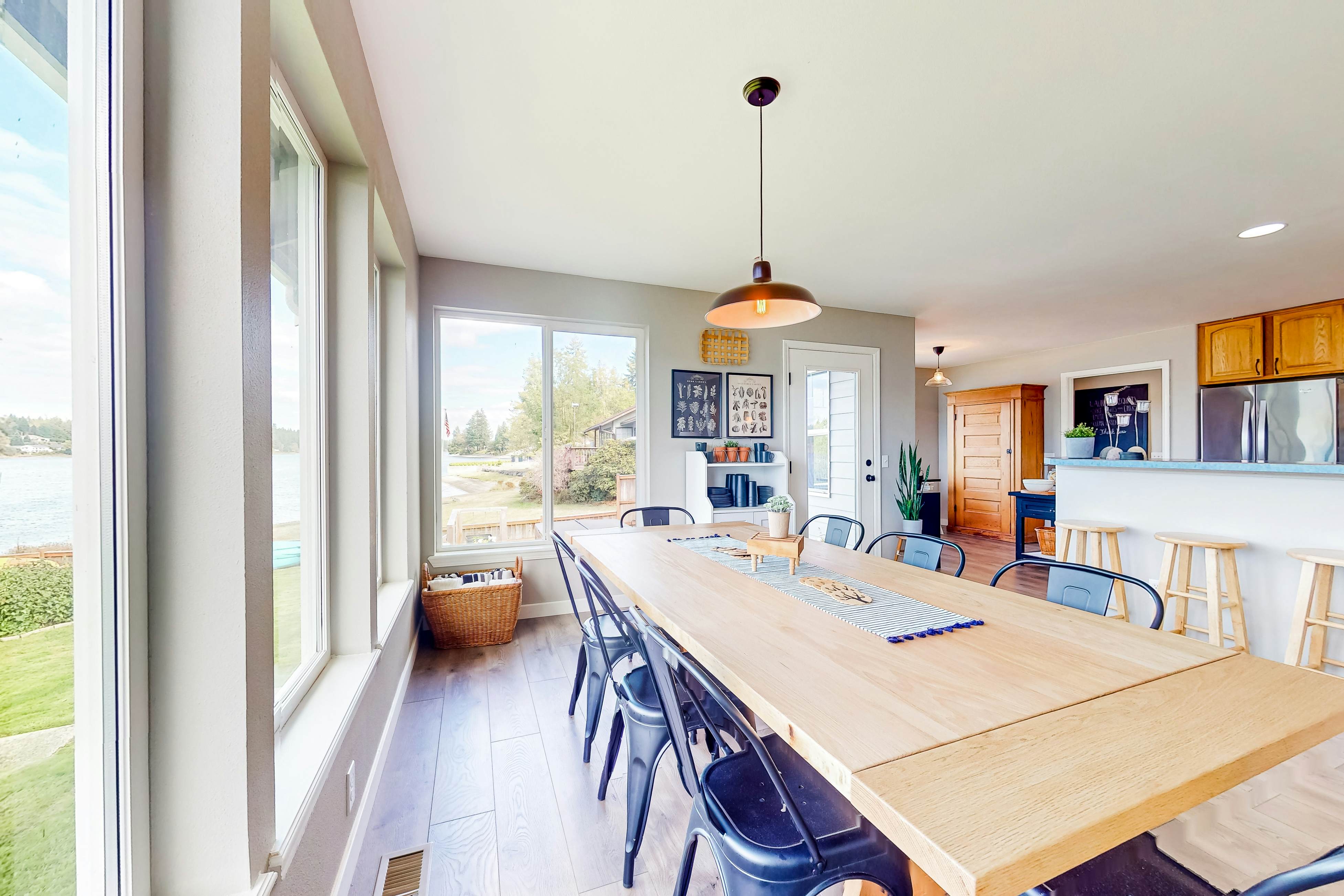 WatersEdge Beach House