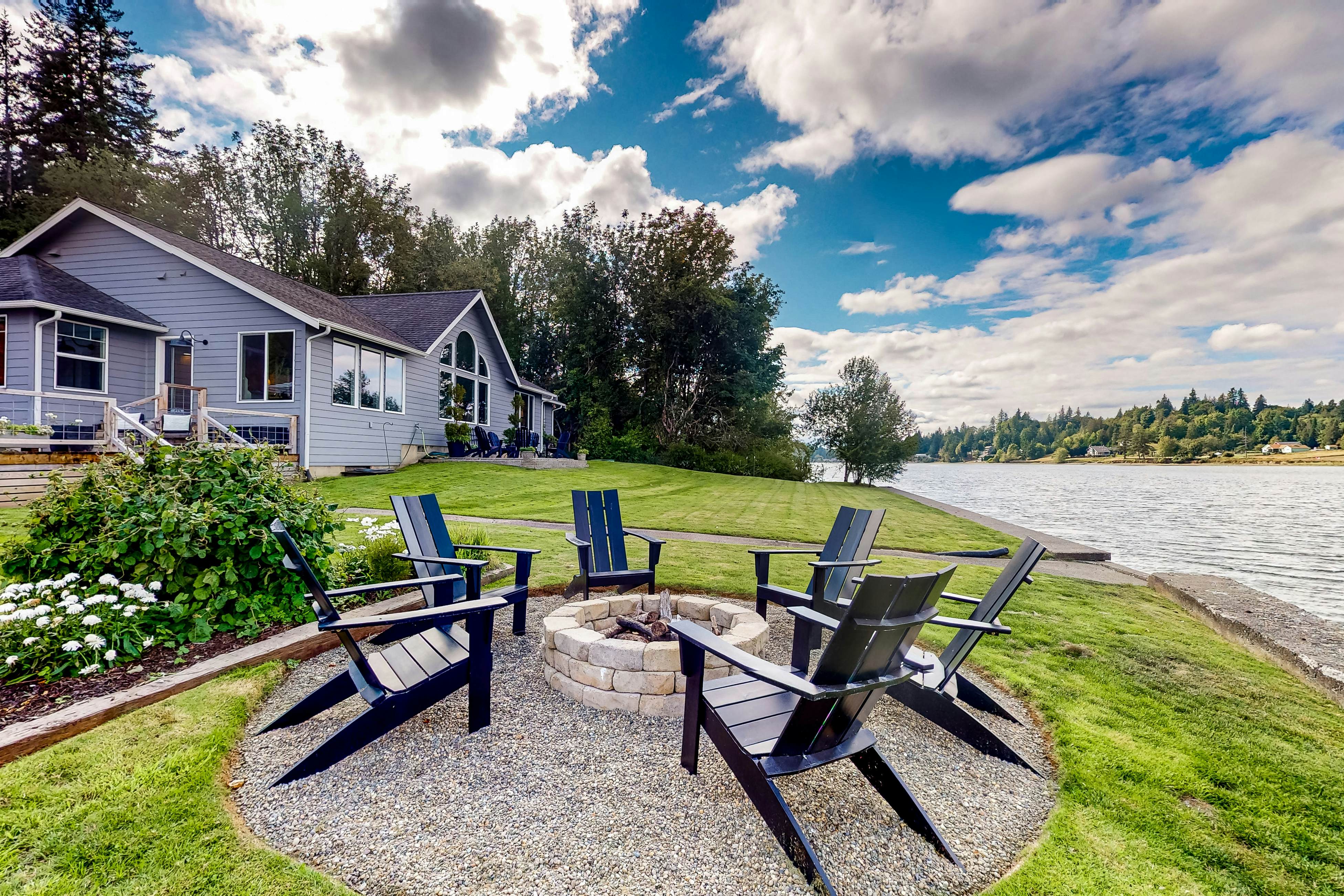 WatersEdge Beach House