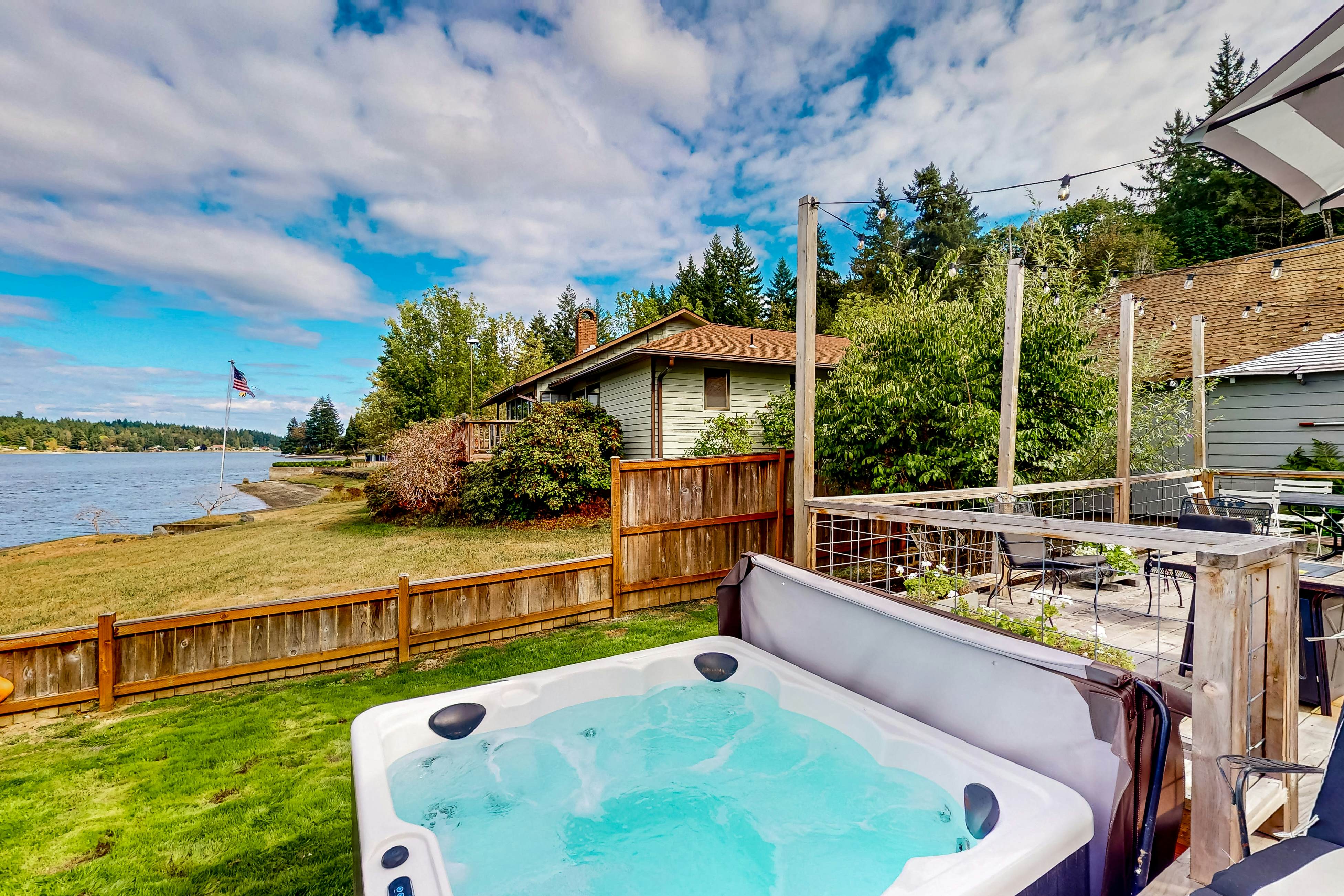 WatersEdge Beach House