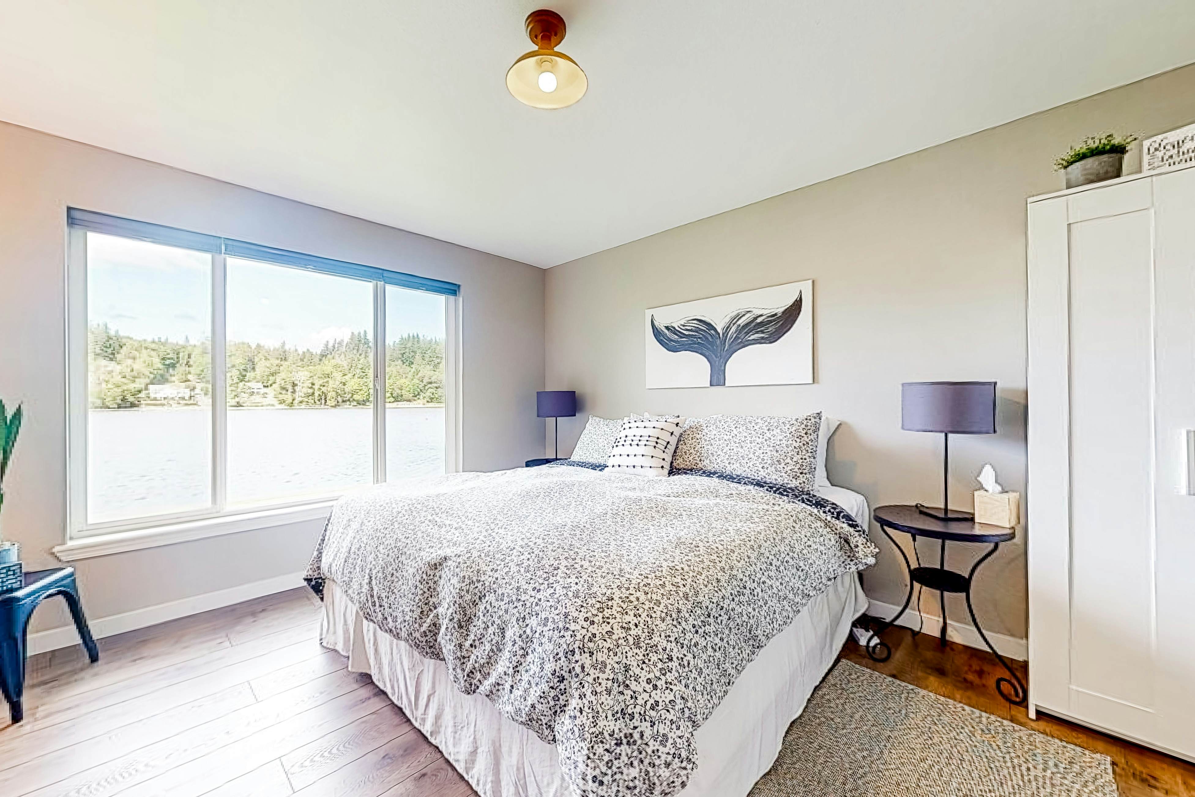 WatersEdge Beach House