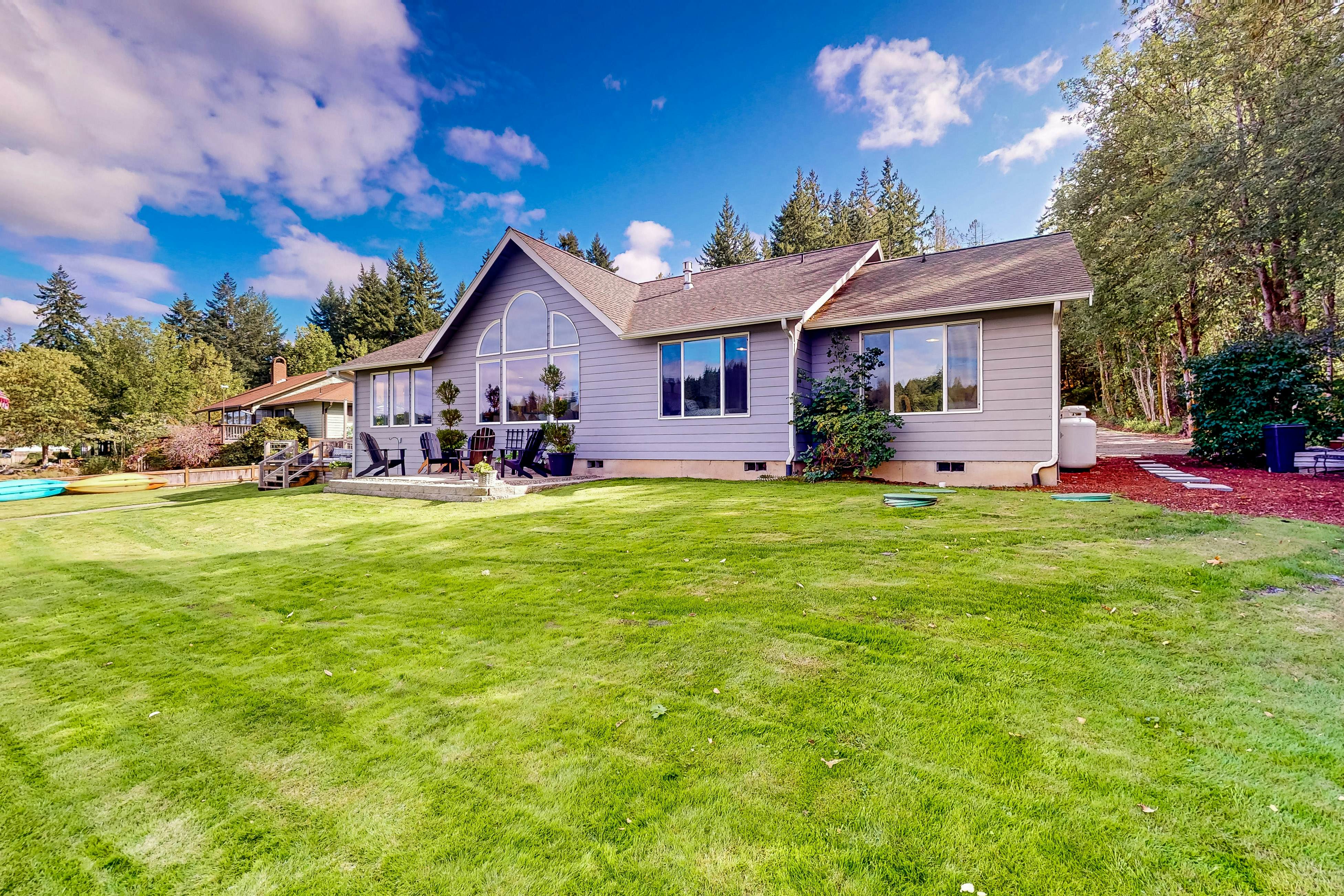 WatersEdge Beach House