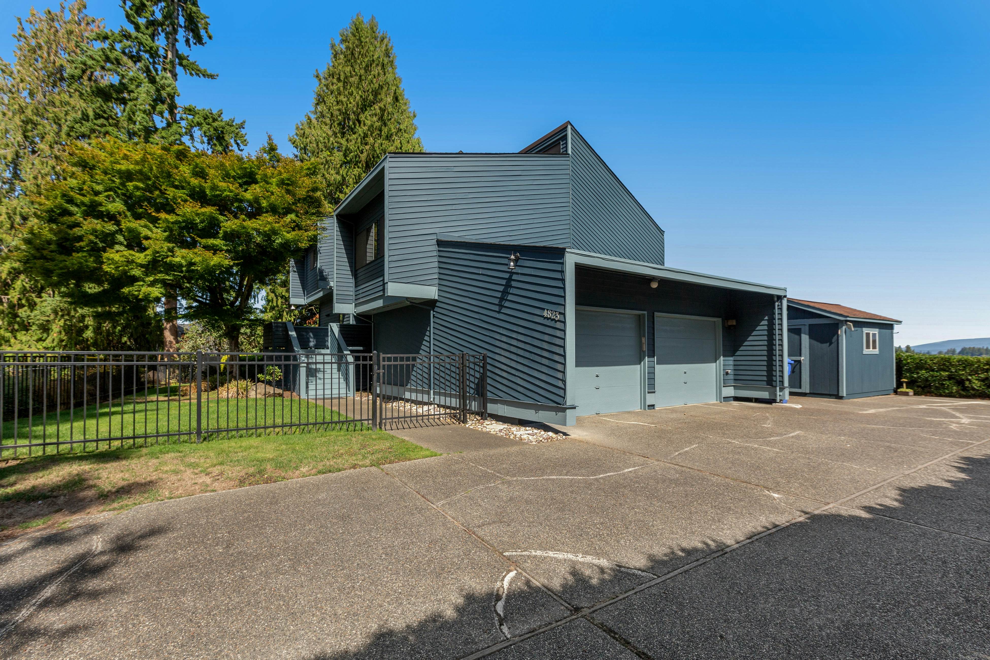 hidden image preload