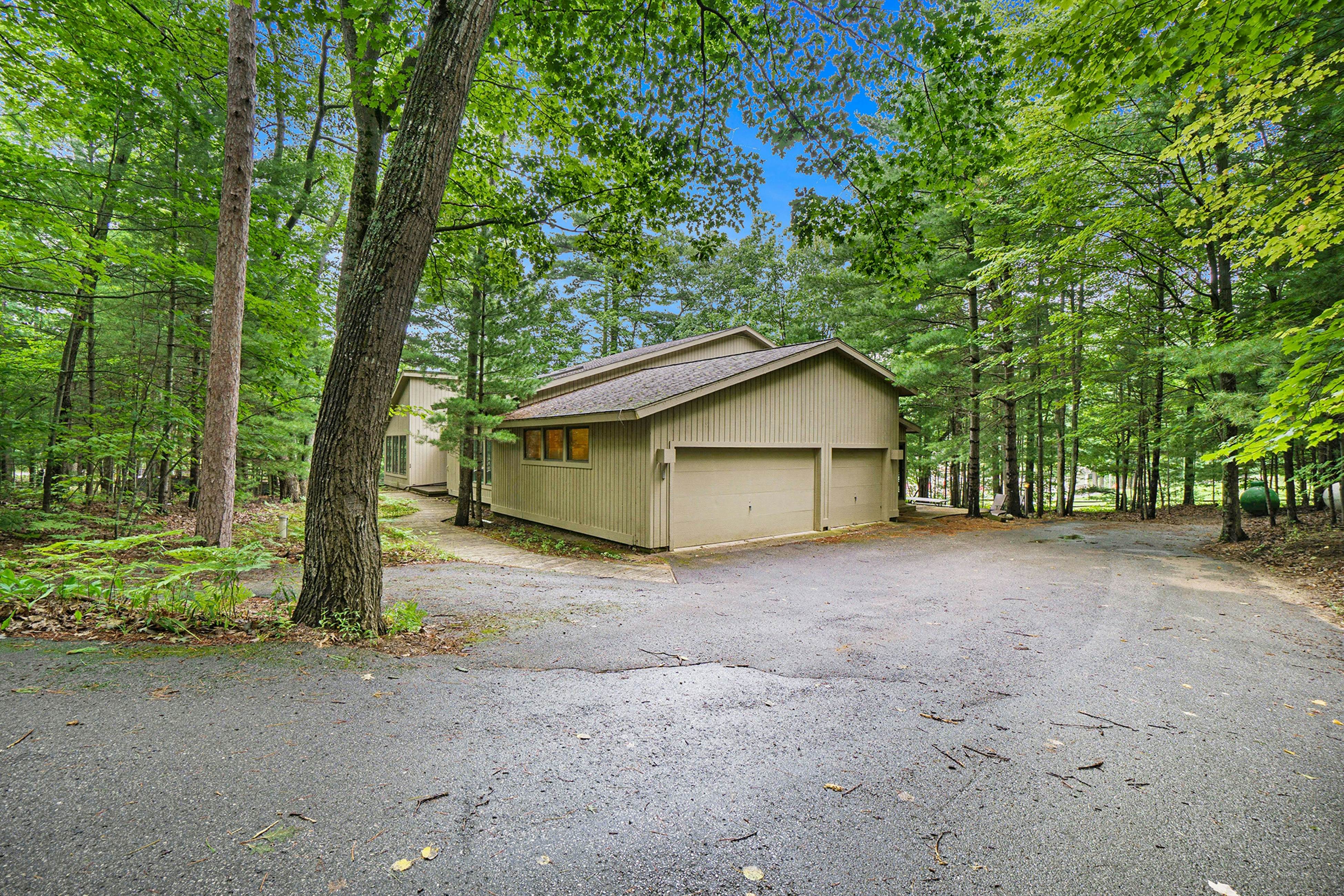 Michigan Vacation Home Rentals, Cabins, Lake House Rentals Vacasa