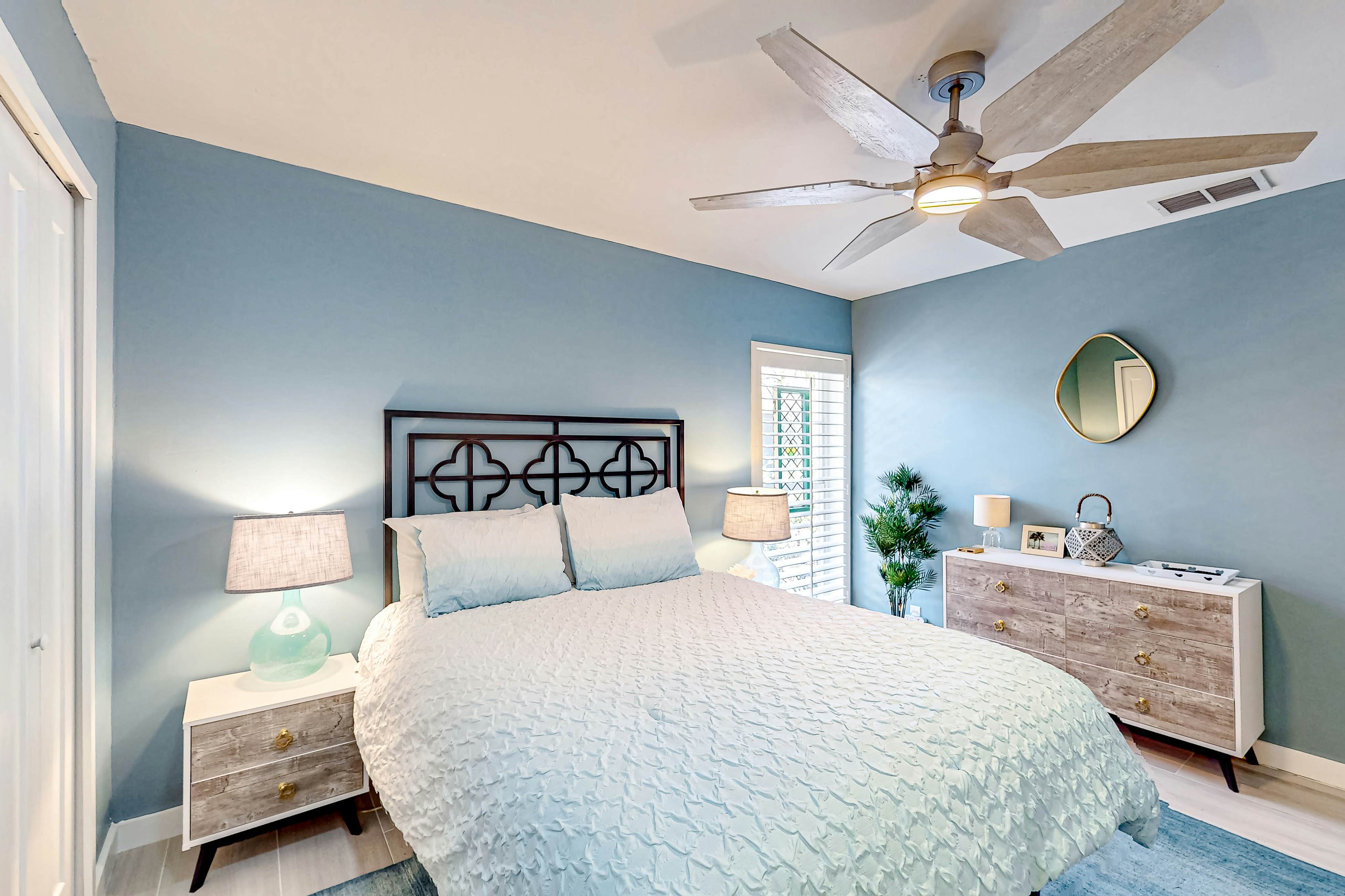 Purple Pelican Cottage