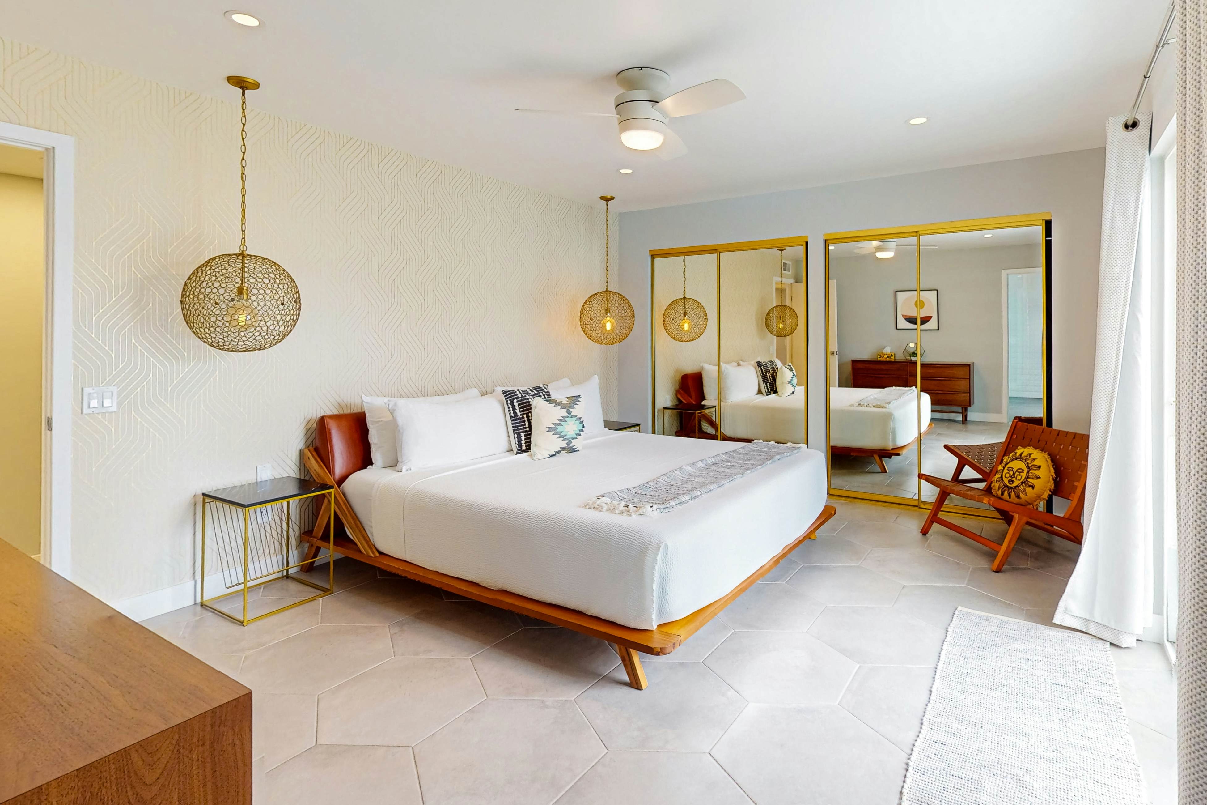 Twelve Palms - 67924