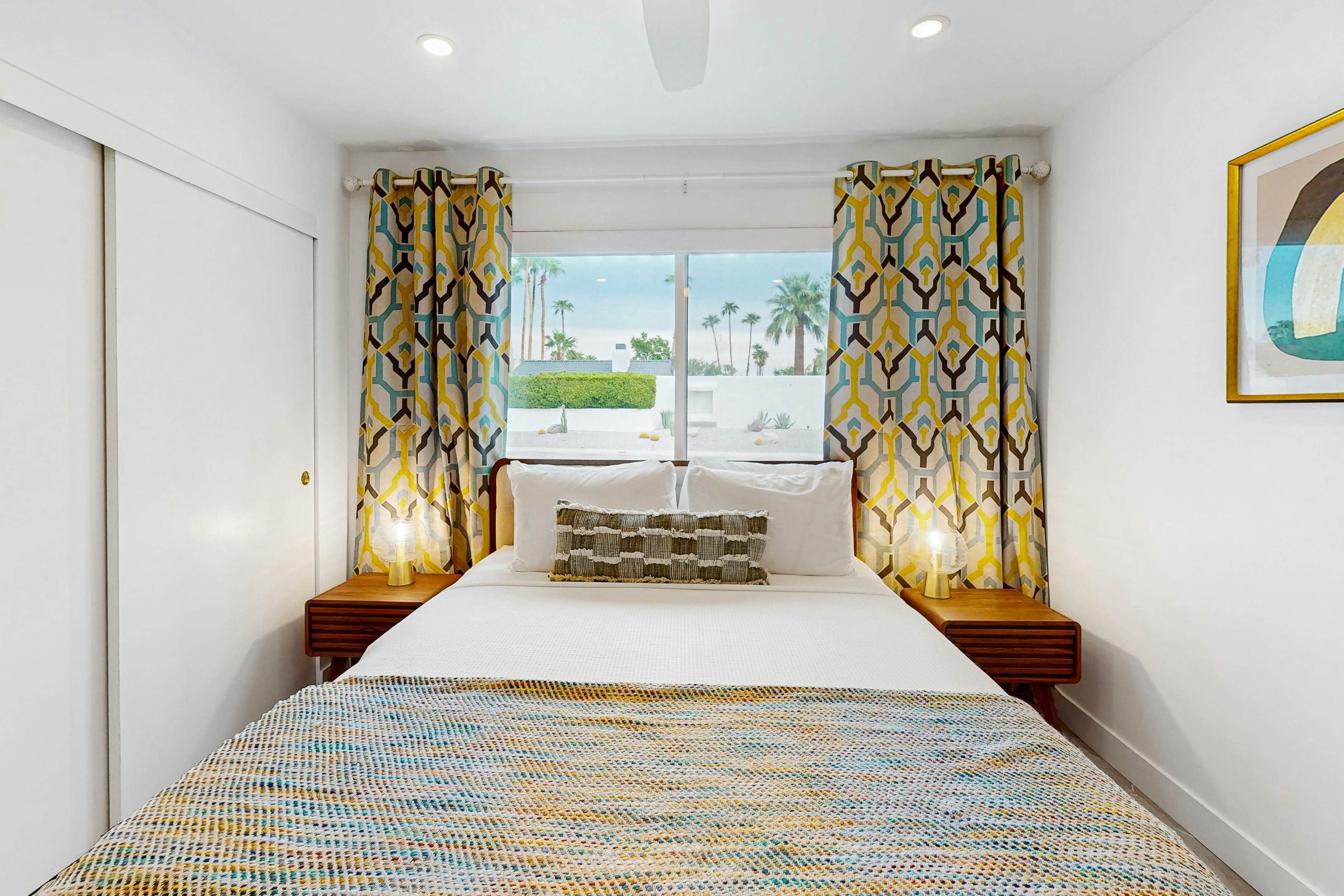 Twelve Palms - 67924